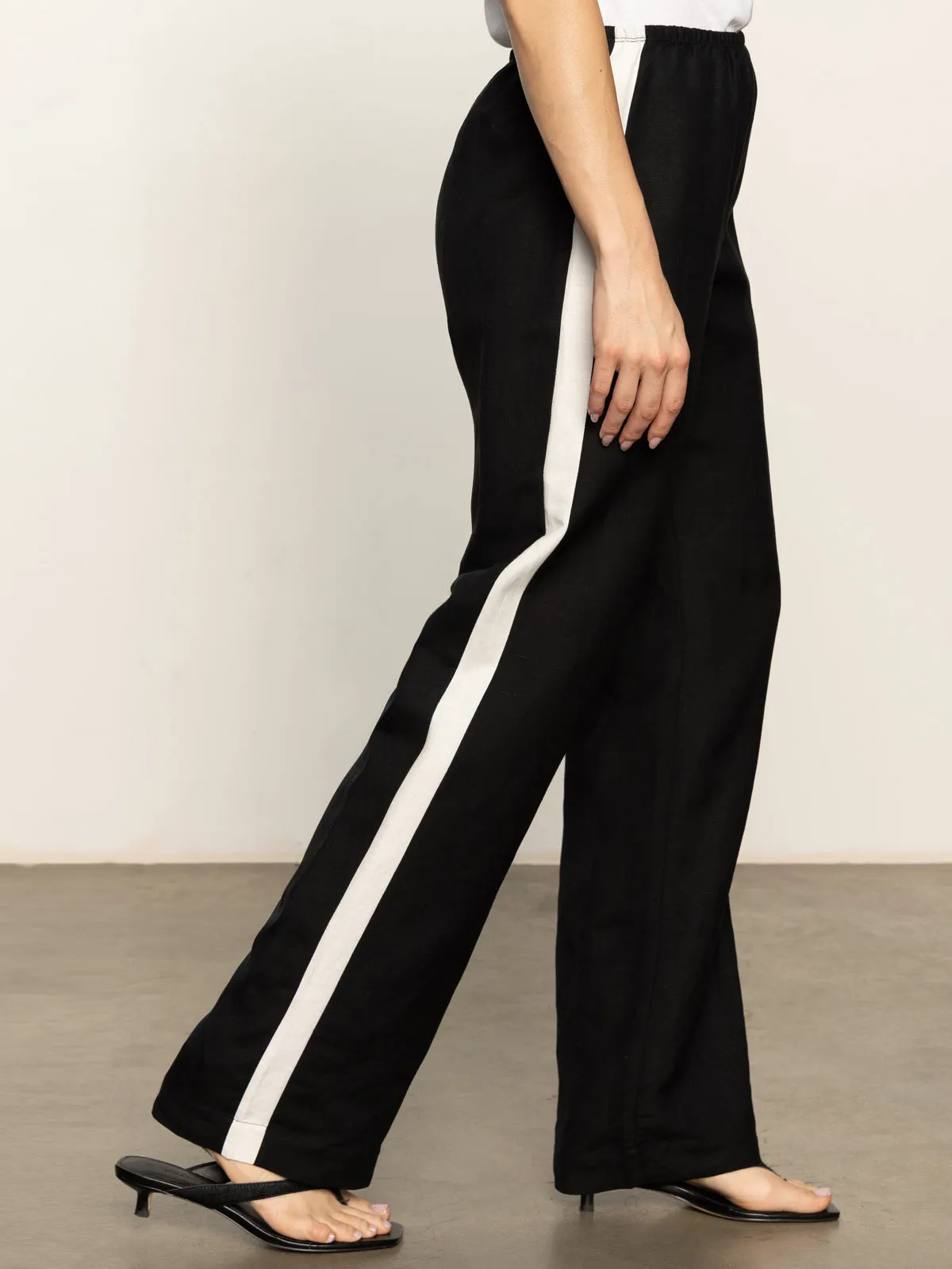 Multi Purpose Casual Semi-High Rise Track Pant Black Chalk Stripe