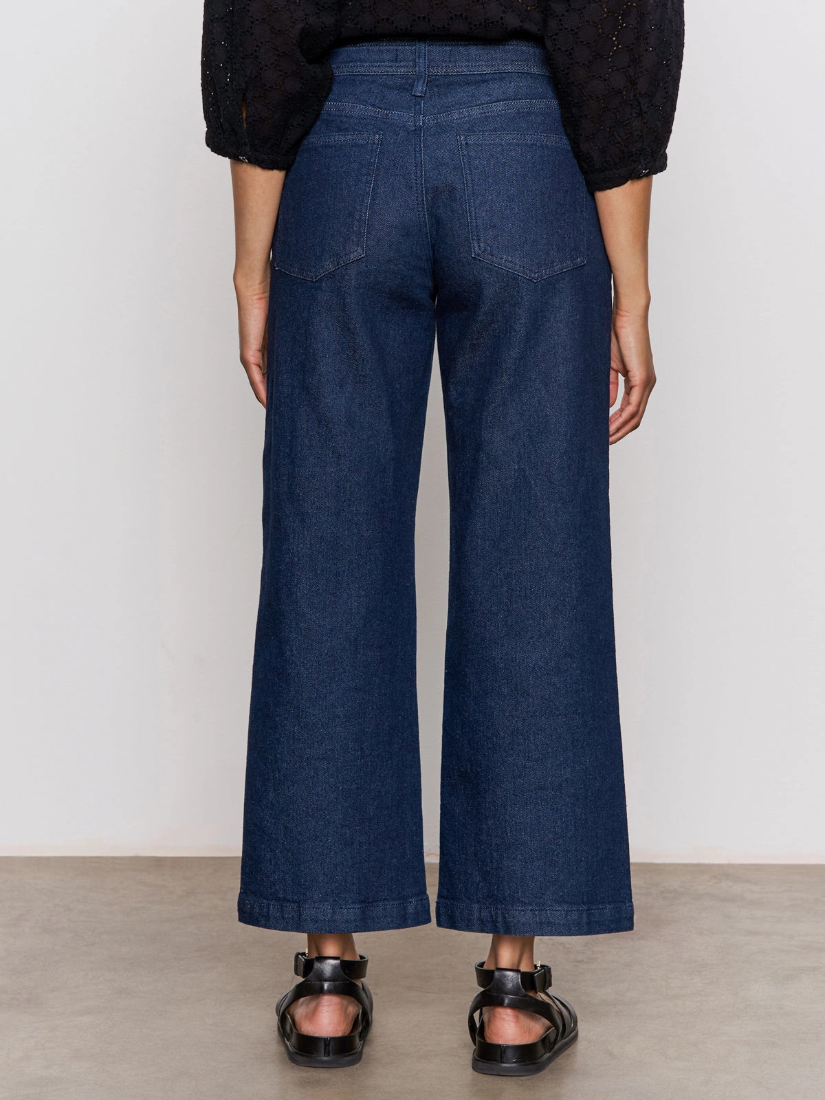 DoubleStitched Hem Drop Shoulder Design League Crop Jeans Plot Twist