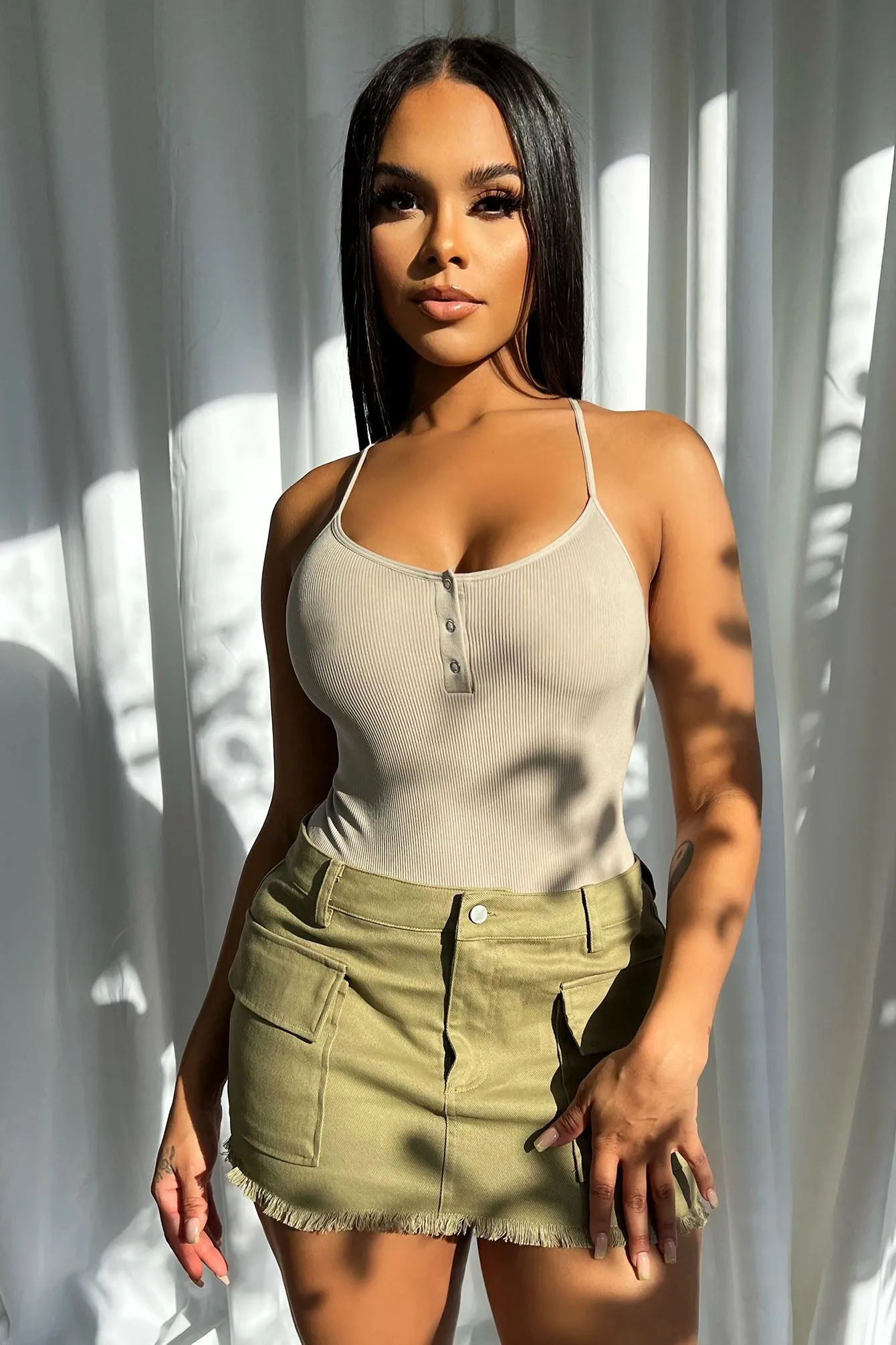 Gigi Mid Rise Cargo Skirt night out outfit