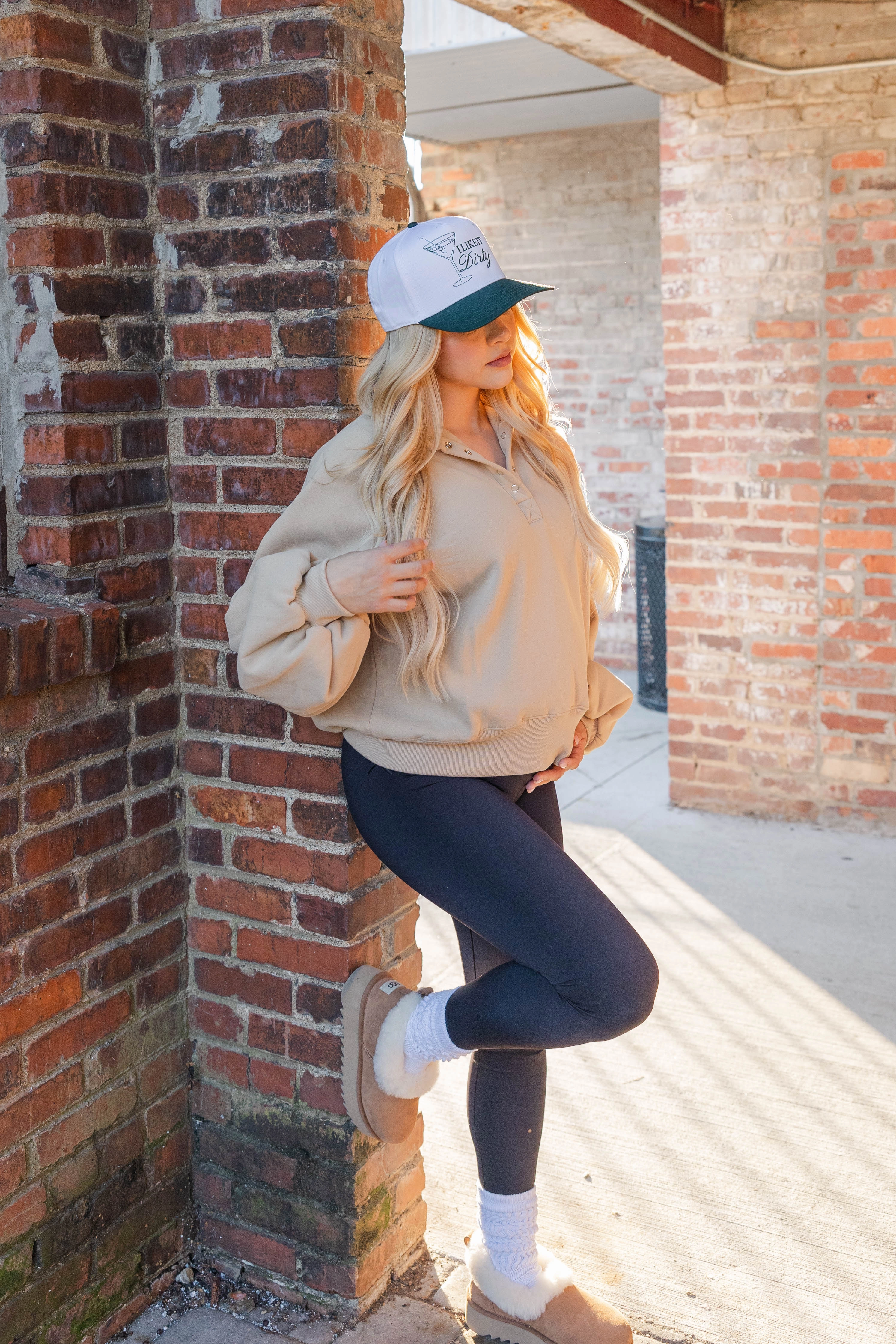 Stretchable Fabric Piper Collared Sweatshirt