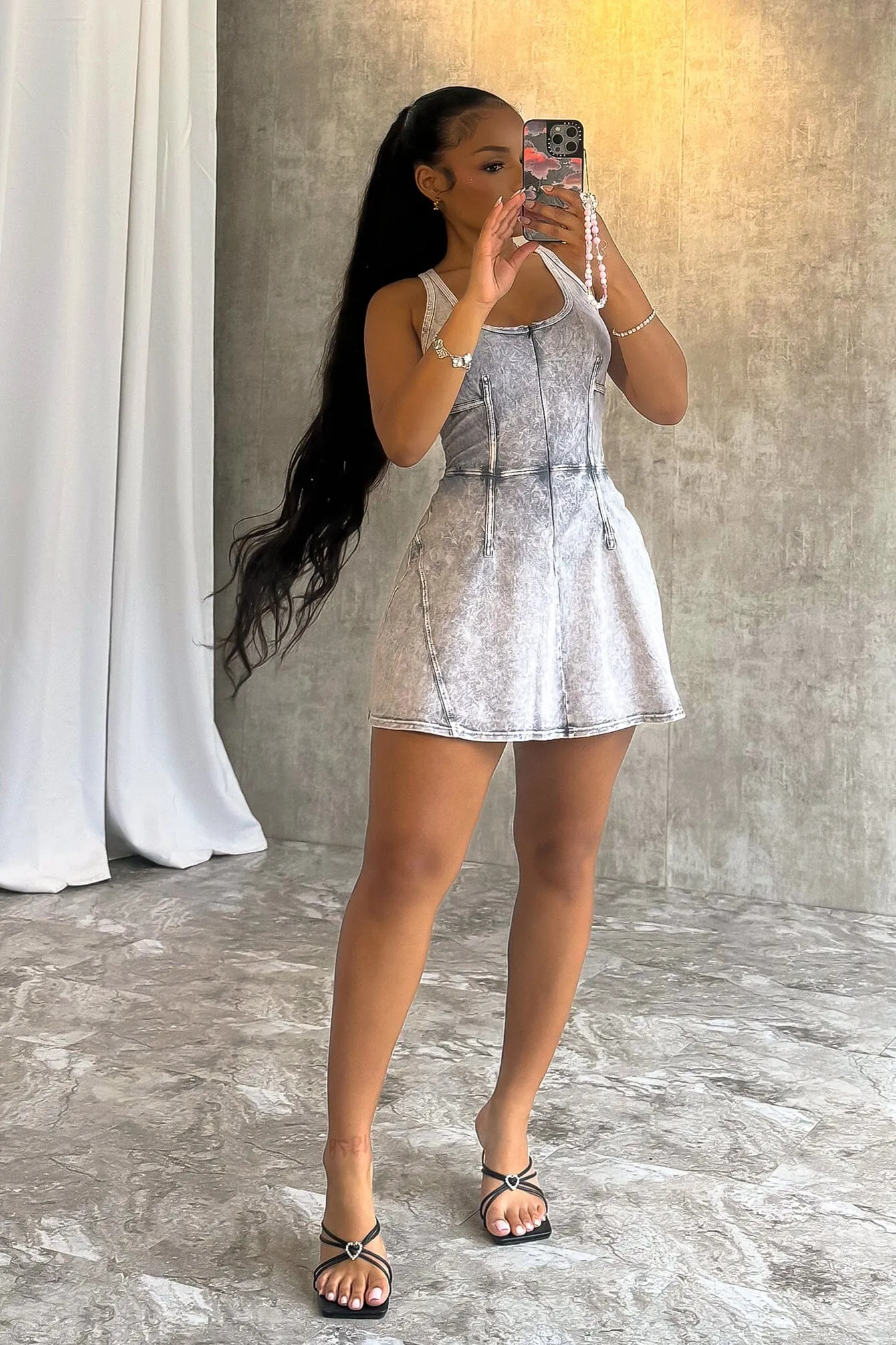 Relaxed and stylish Tessie Mineral Washed Dress