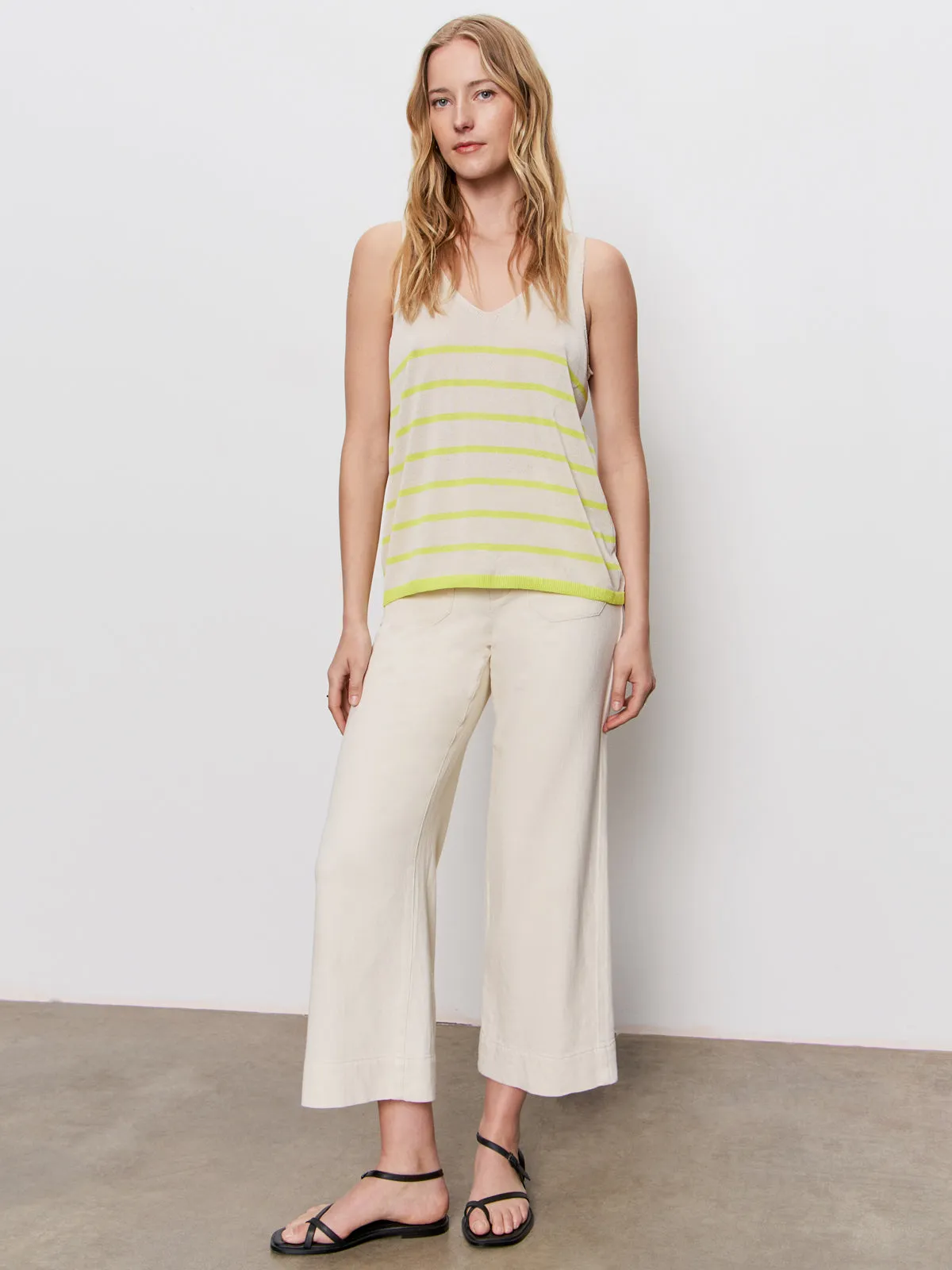 NonRestrictiveSilhouette Roll Up Sleeve Design V-Neck Knitwear Tank Muslin Desert Lime Stripe