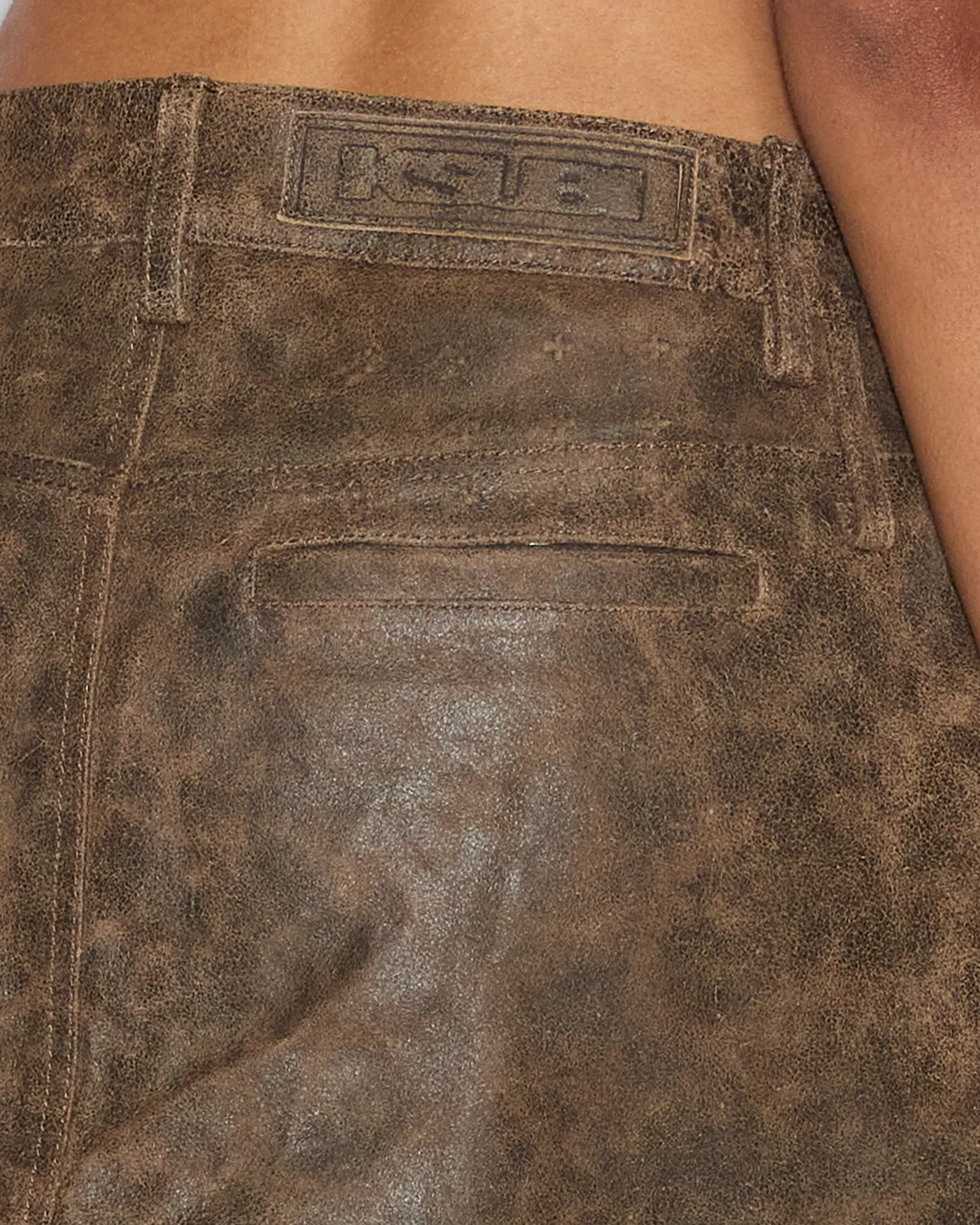 LOW RIDER MINI WEATHERED Effortless Wear Neutral Look