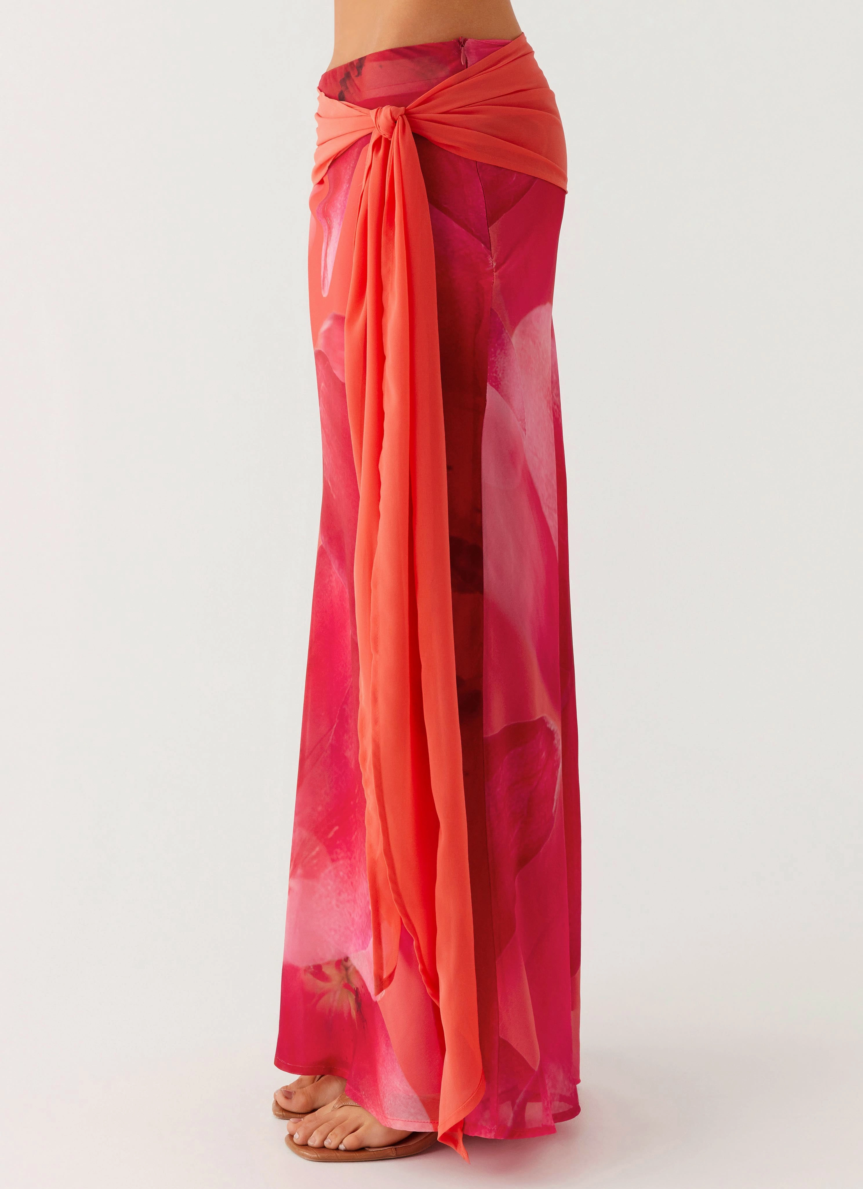 Subtle Mood Versatile Fit Raya Maxi Skirt - Peach Watermelon Flower