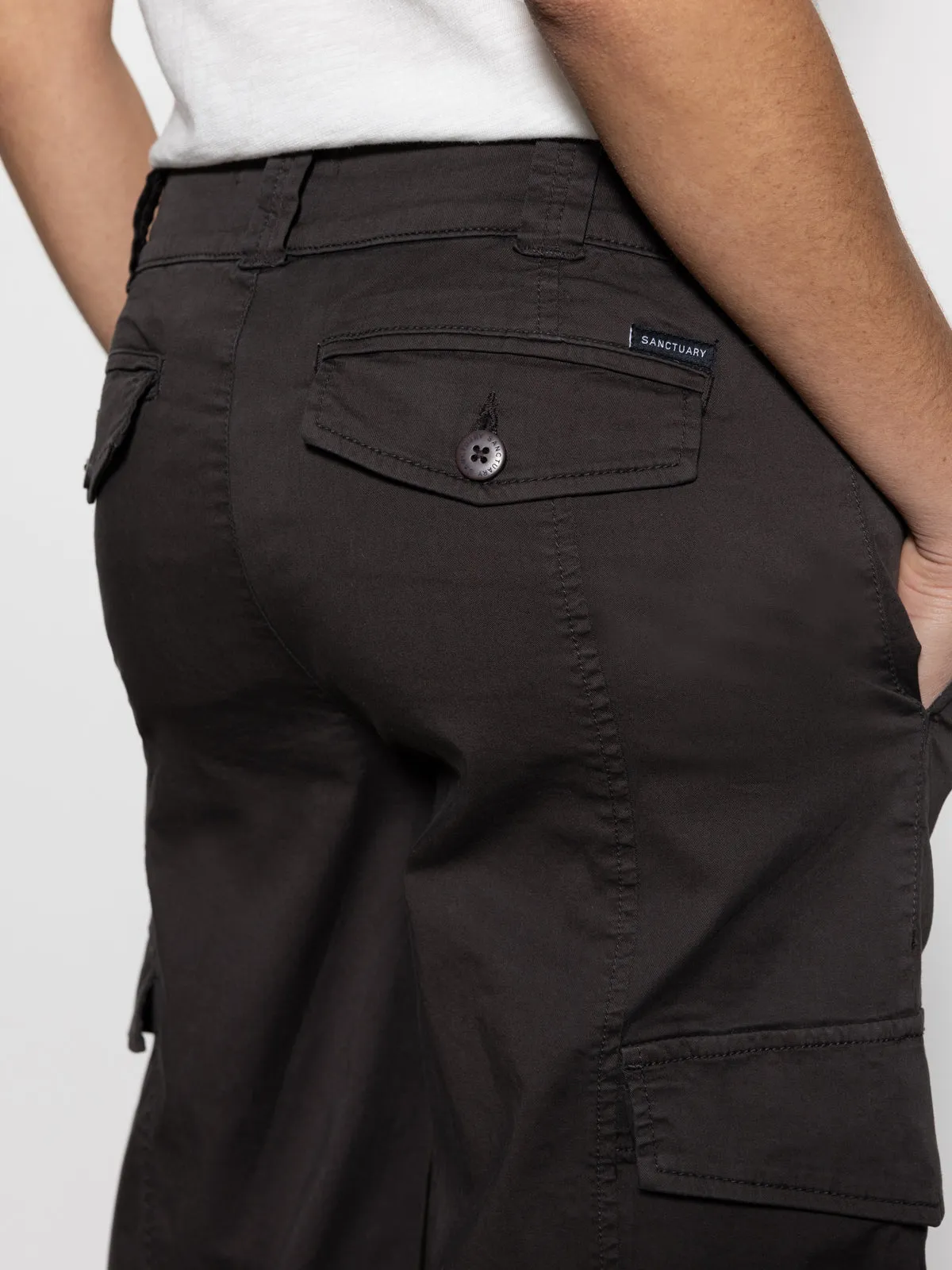 Classy Fit Sleek Look Rebel Standard Rise Straight Leg Pant Obsidian