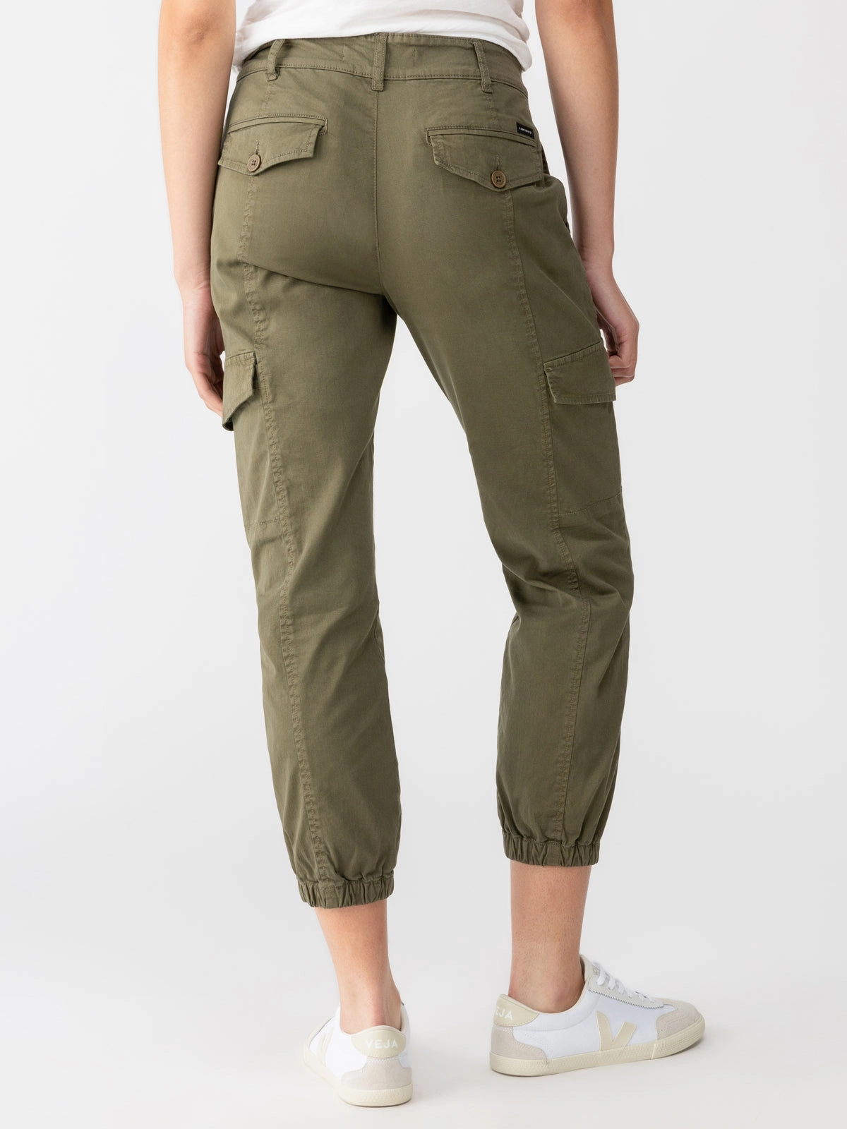 TailoredCut Layered Placket Design Rebel Standard Rise Pant Hiker Green