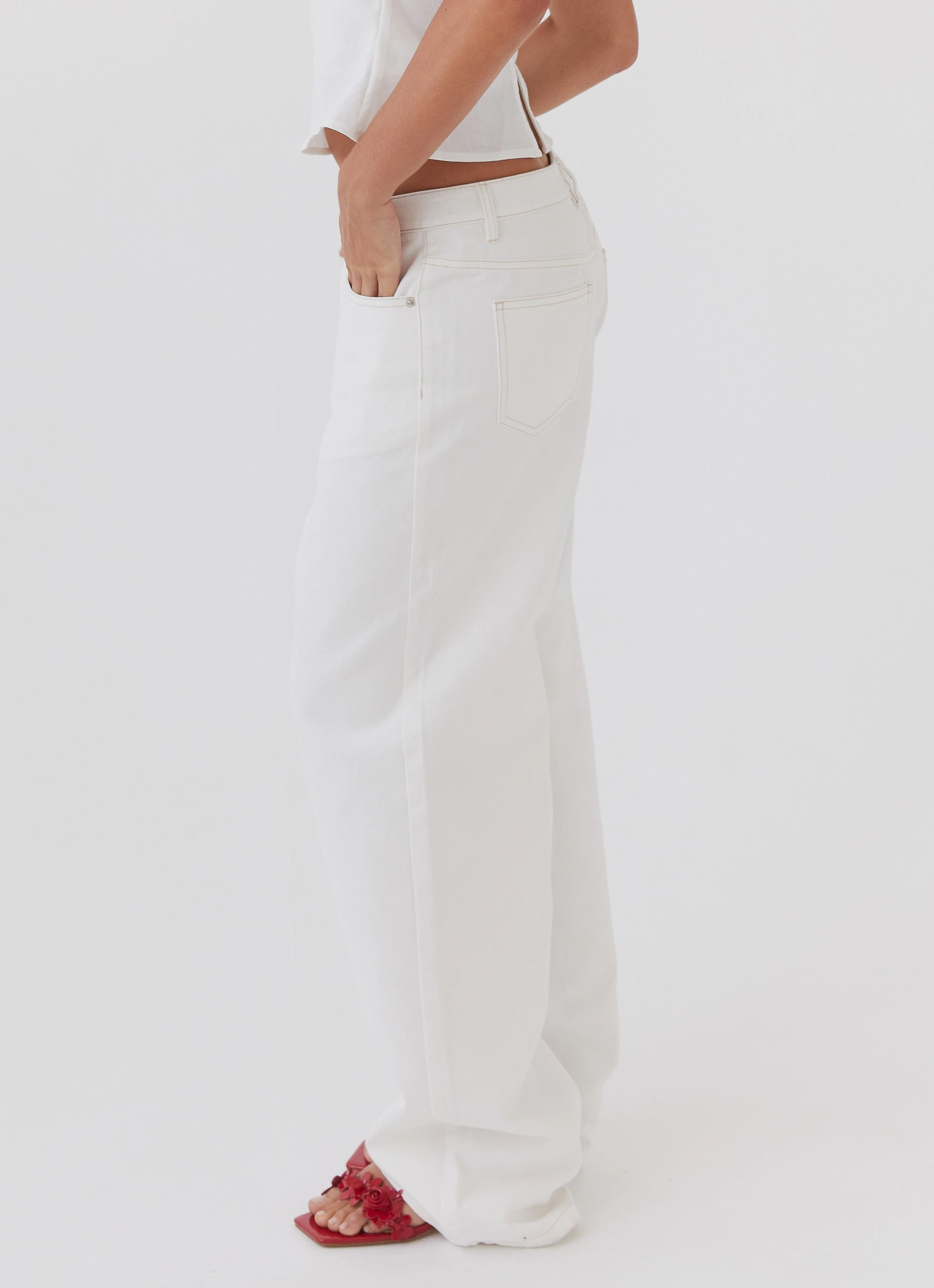 Keanna Low Rise Denim Jeans - Ivory Outfit Staple Street Fashion Breathable