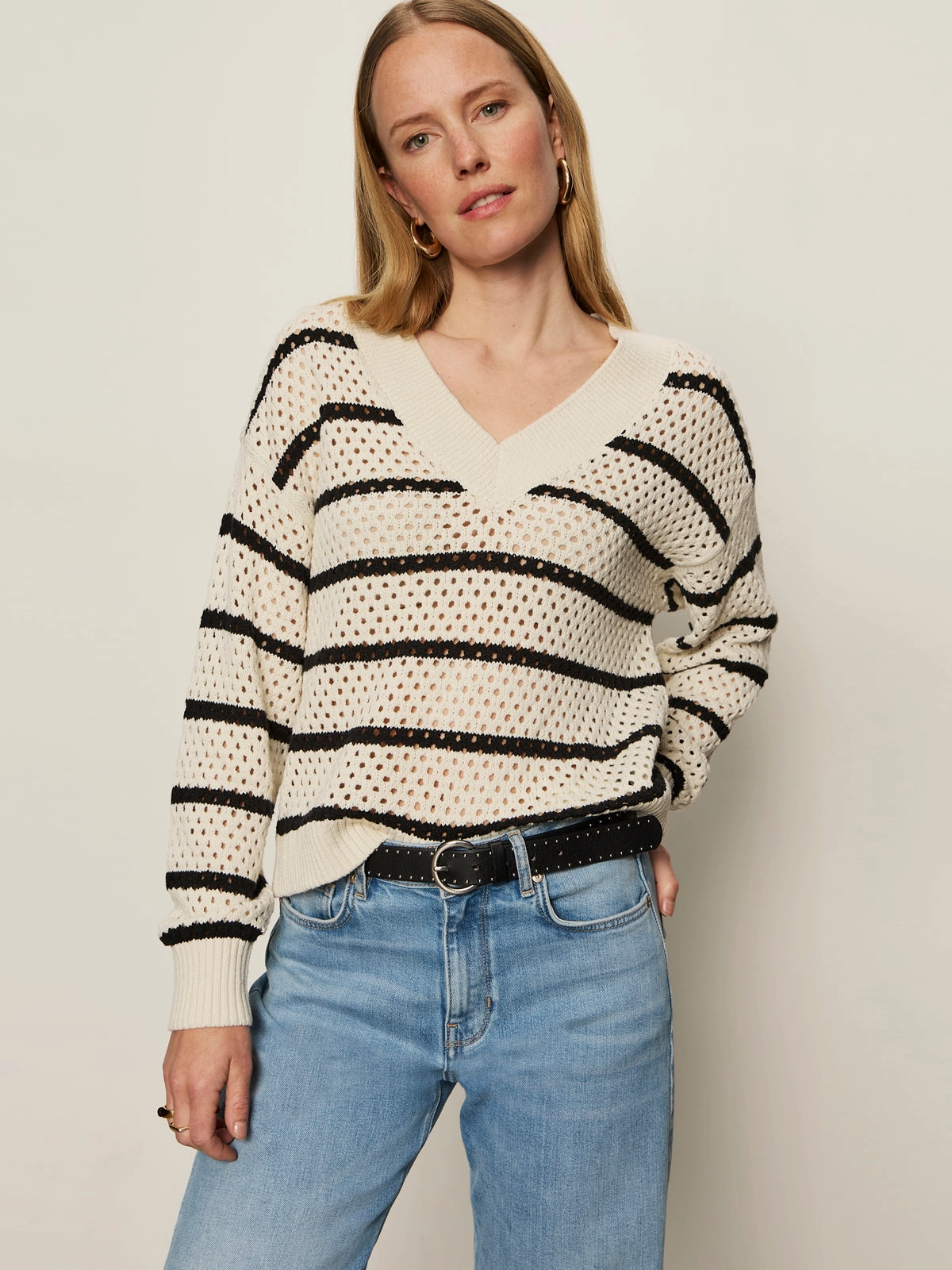 Cozy Blouse Airy Openwork Sweater Chalk Black Stripe