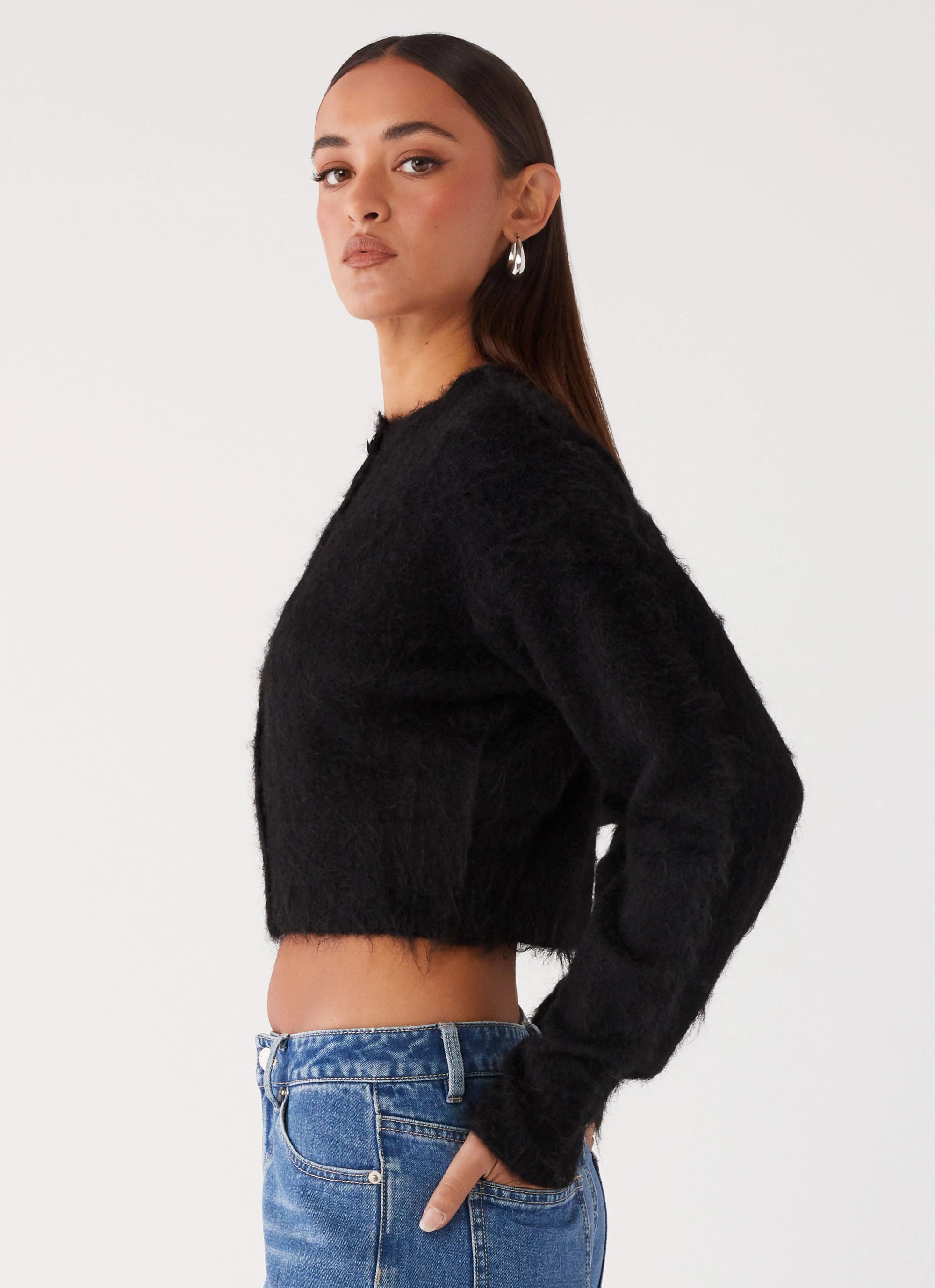 Reign Fitted Cardigan - Black Flexible Armholes Compression Storage