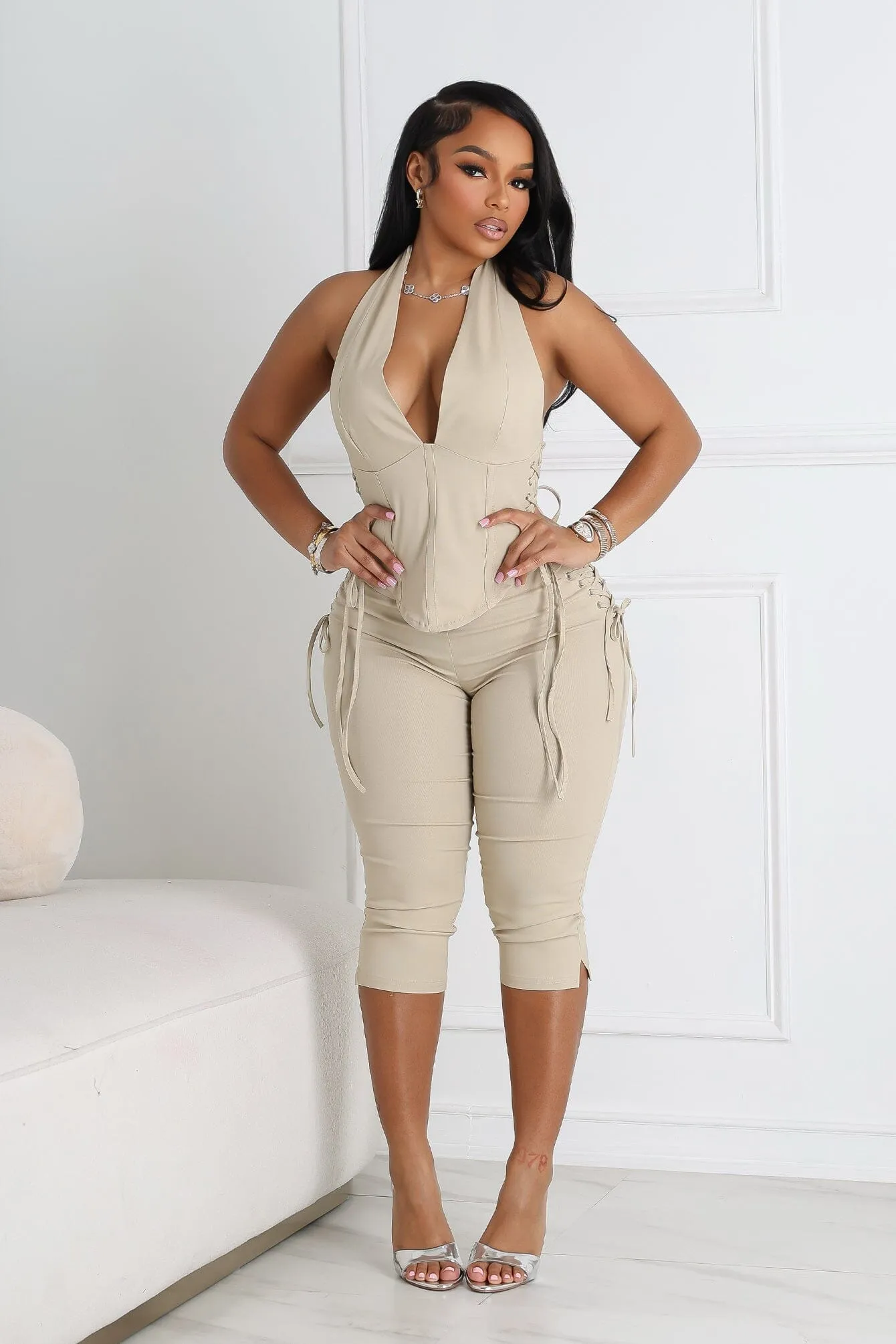 Bootcut shape Comfort for All Kona Poplin Lace Up Capri Pants