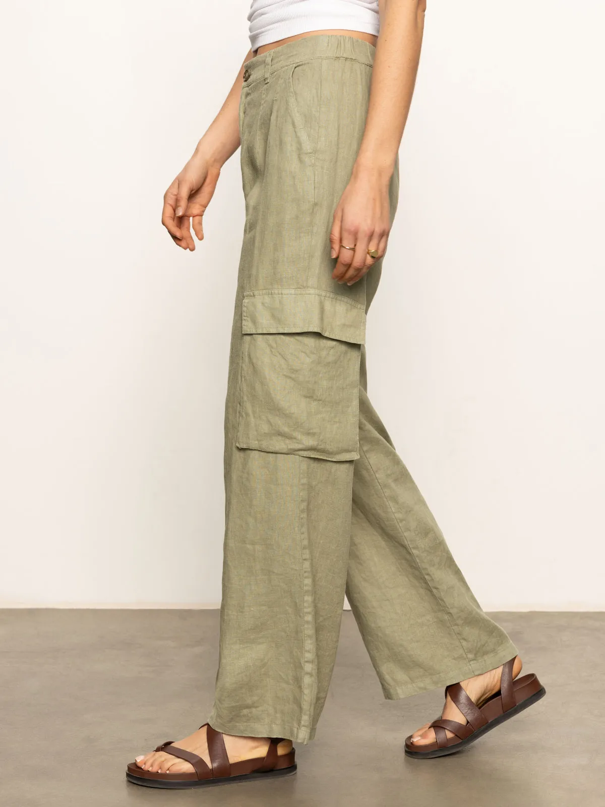 Hopper Semi High Rise Cargo Pant Sage Flexible Knee Panels Padded hips