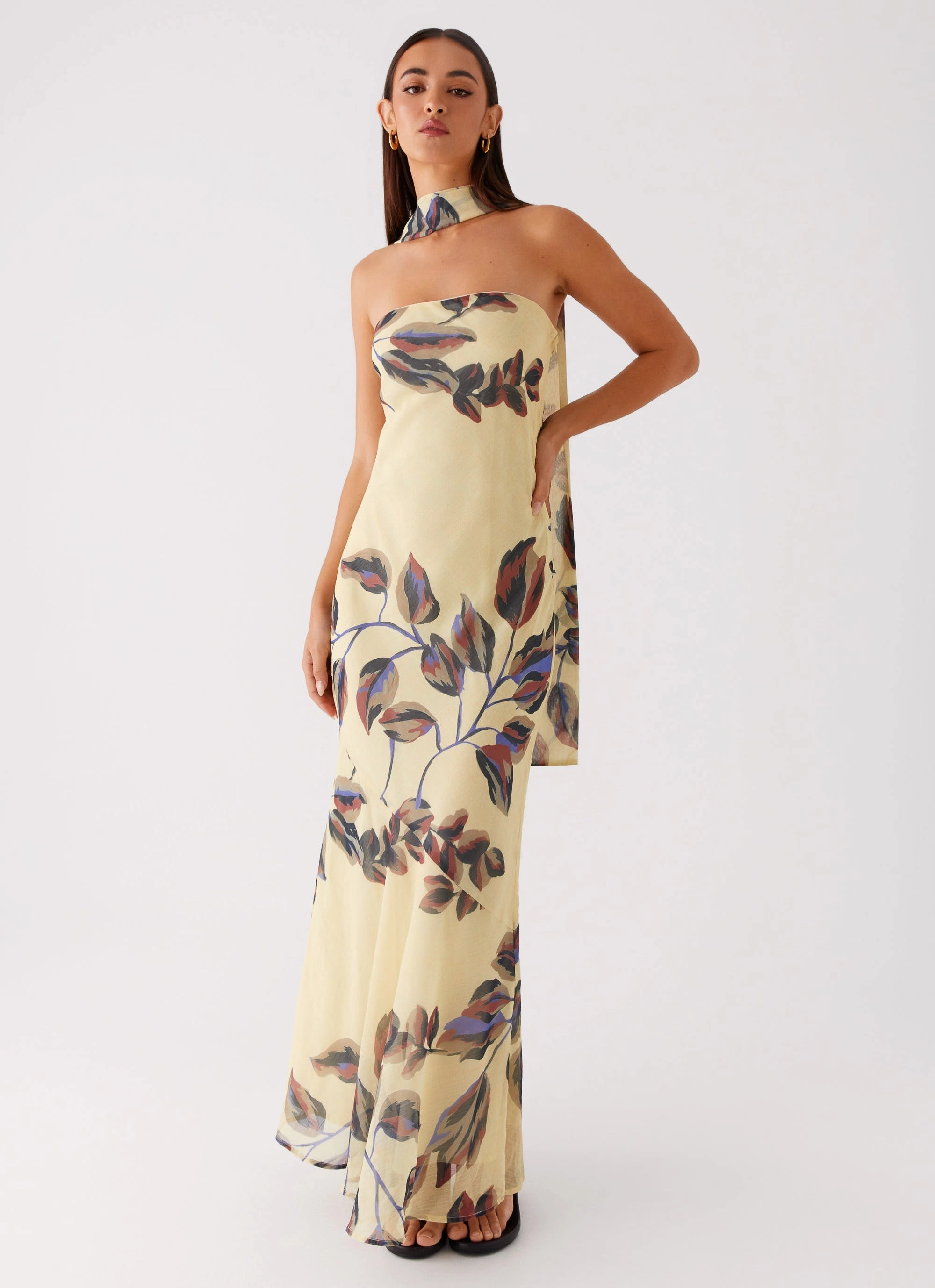 Under The Pagoda Maxi Dress - Buttercream Leaf Print Trendy Design