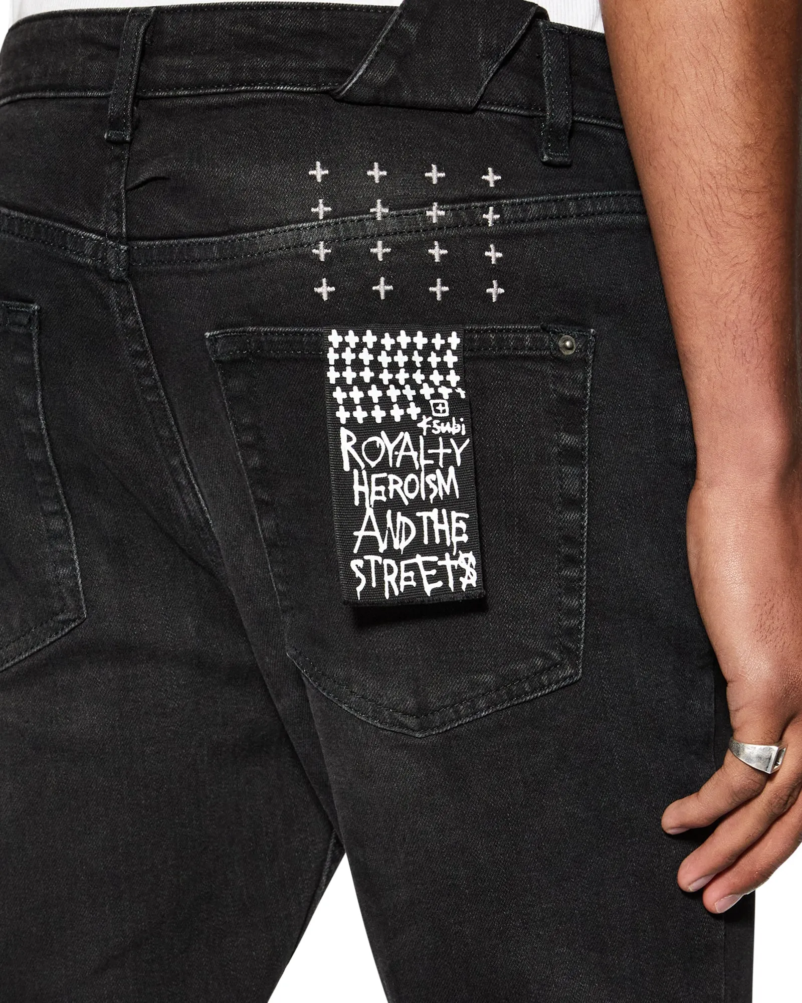 CHITCH KROW Everyday Piece Street Mood