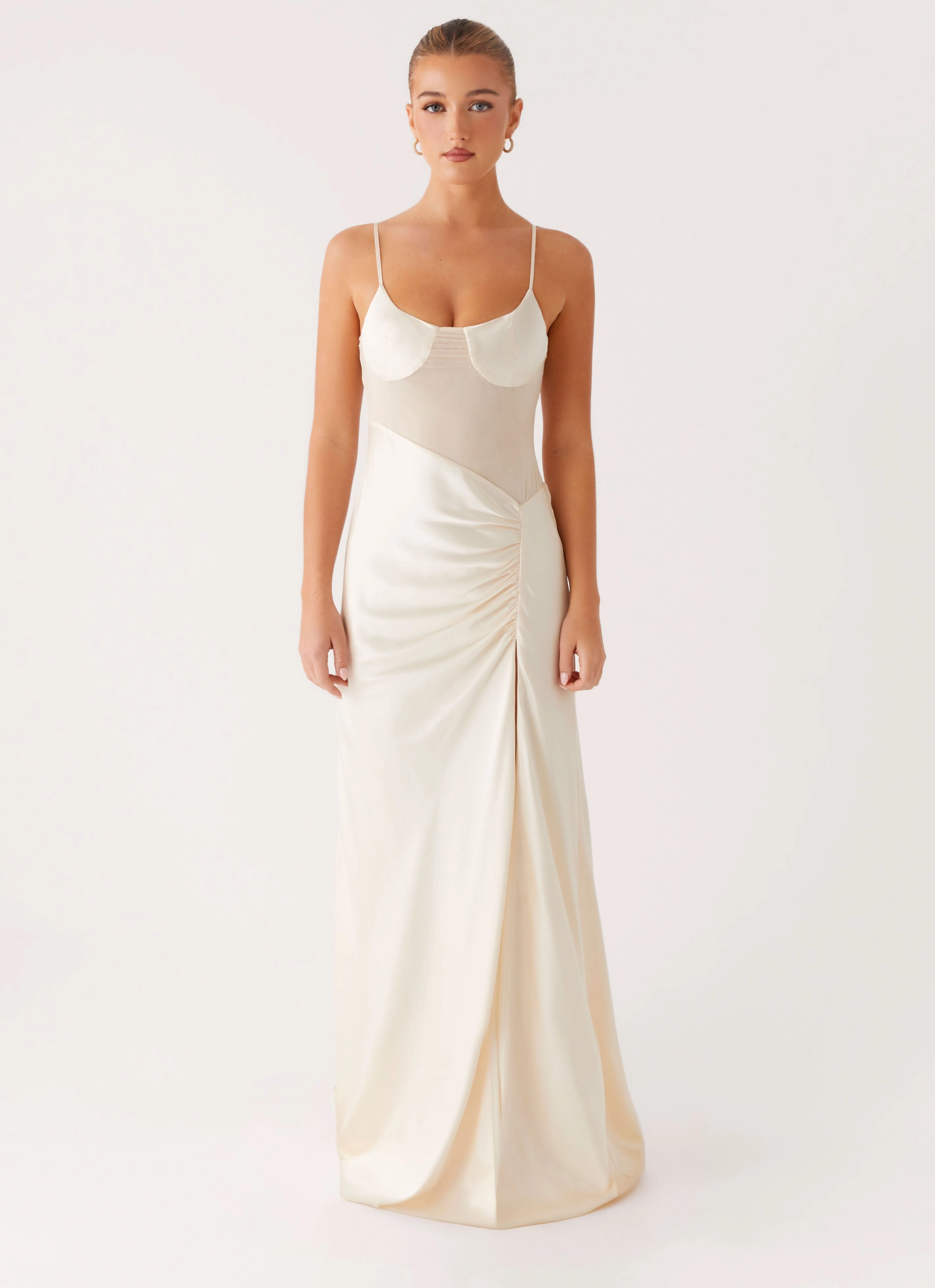 Minimalist-Trend Rising Sun Maxi Dress - Off White