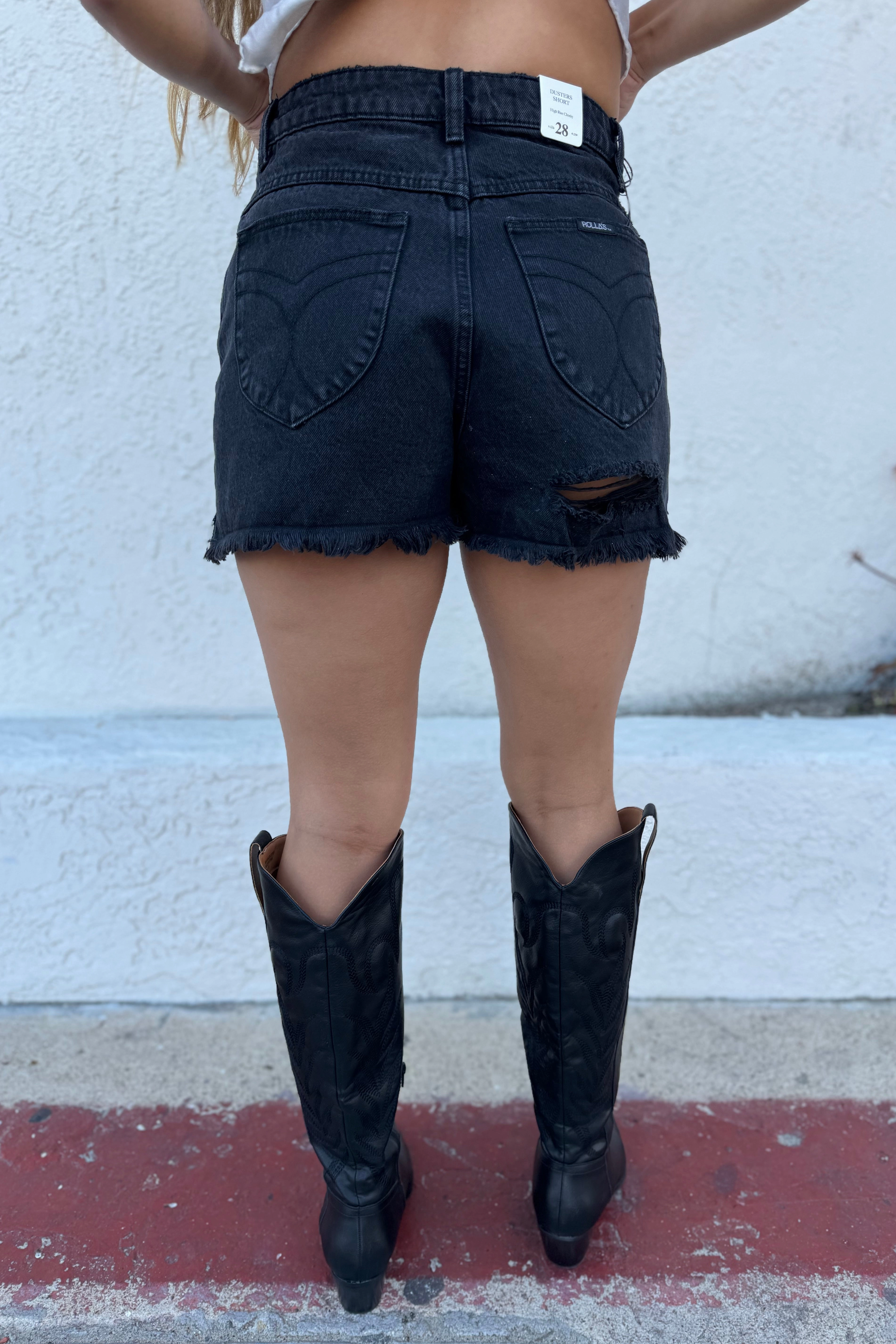 Rollas Dusters Short - Black Regular Look Brunch Outfit Traveler Gear