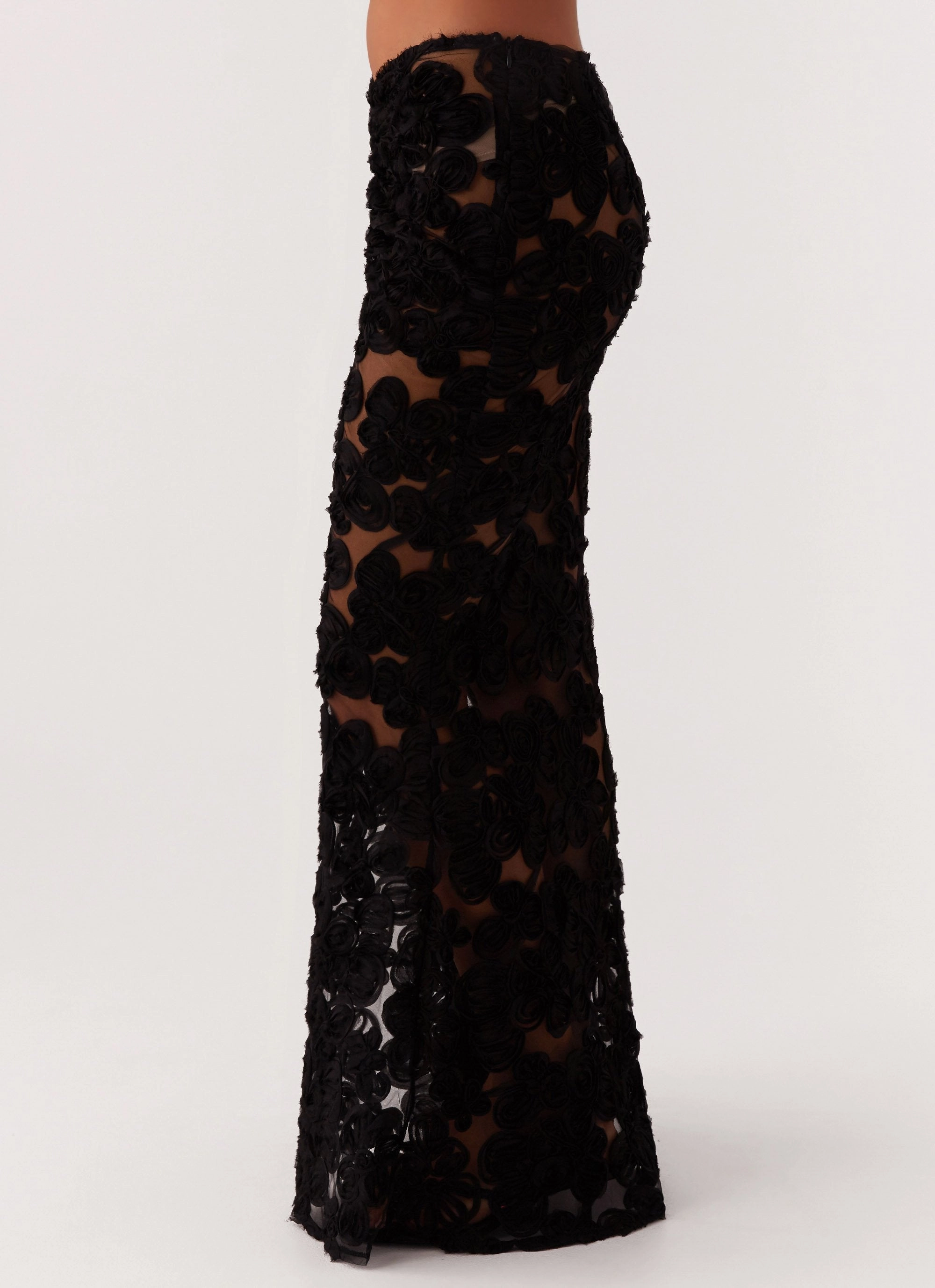 Textured Surface Push Button Closure Fiorella Floret Maxi Skirt - Black