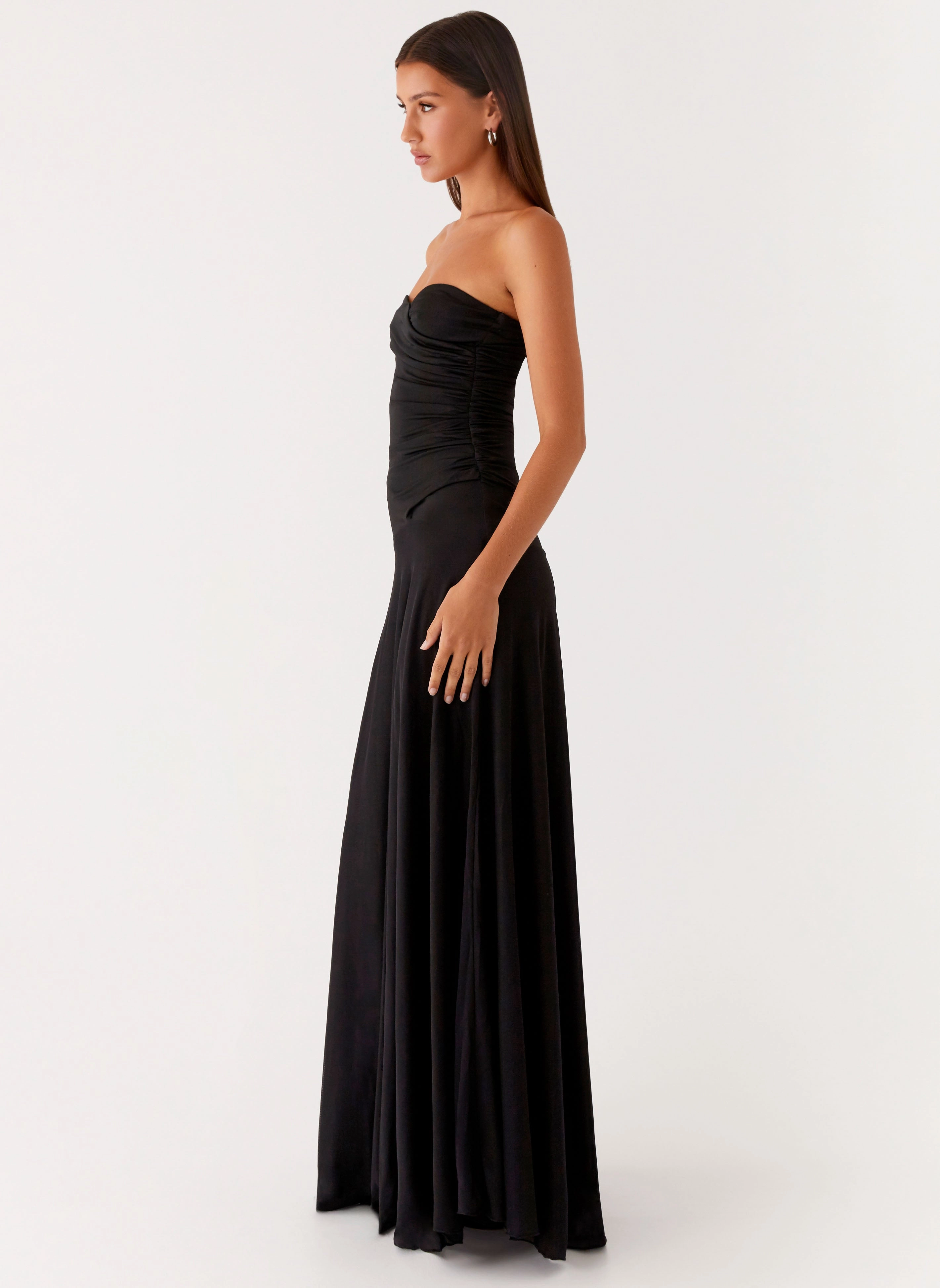 Ruben Maxi Dress - Black Urban Mood