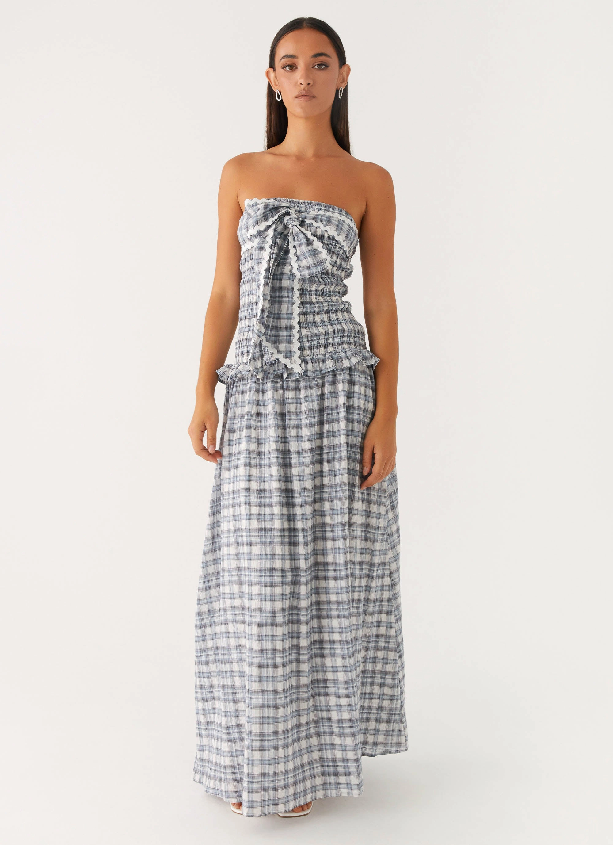 Malia Shirred Maxi Dress - Blue Grey Check Smooth Detail Frayed-Edge
