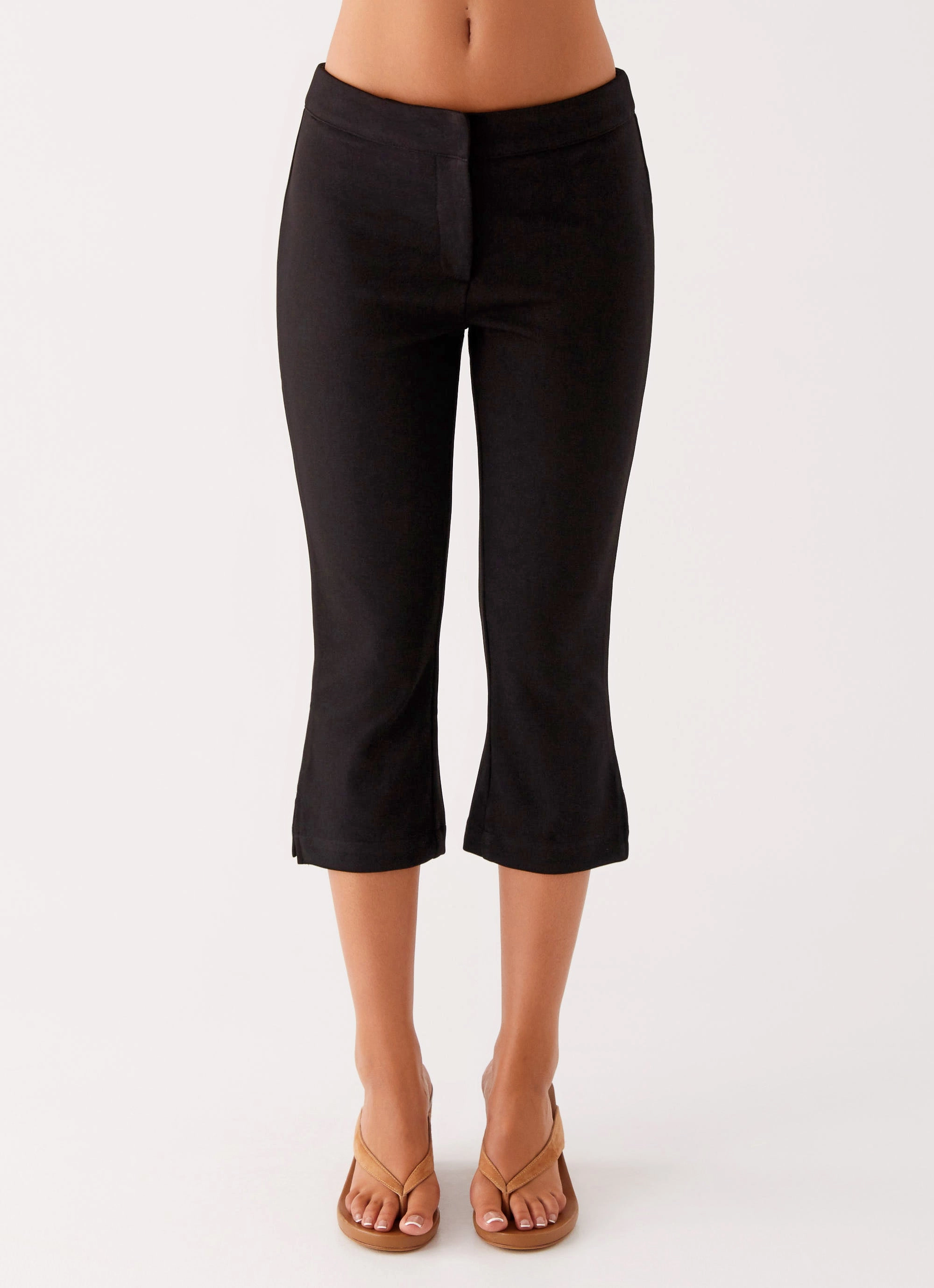 Work Friendly Rue Capri Pants - Black