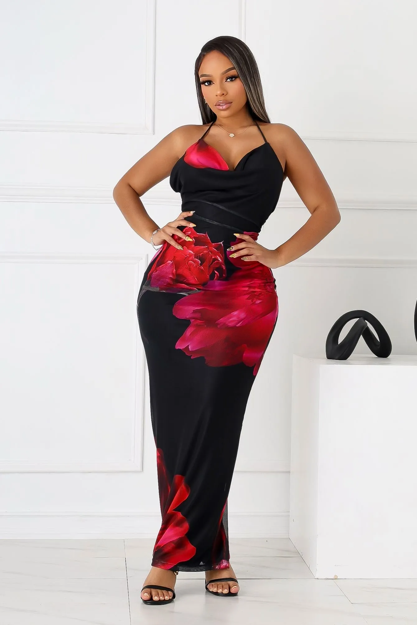 Relax Tones Sharp Look Samba Petal Mesh Print Halter Maxi Dress