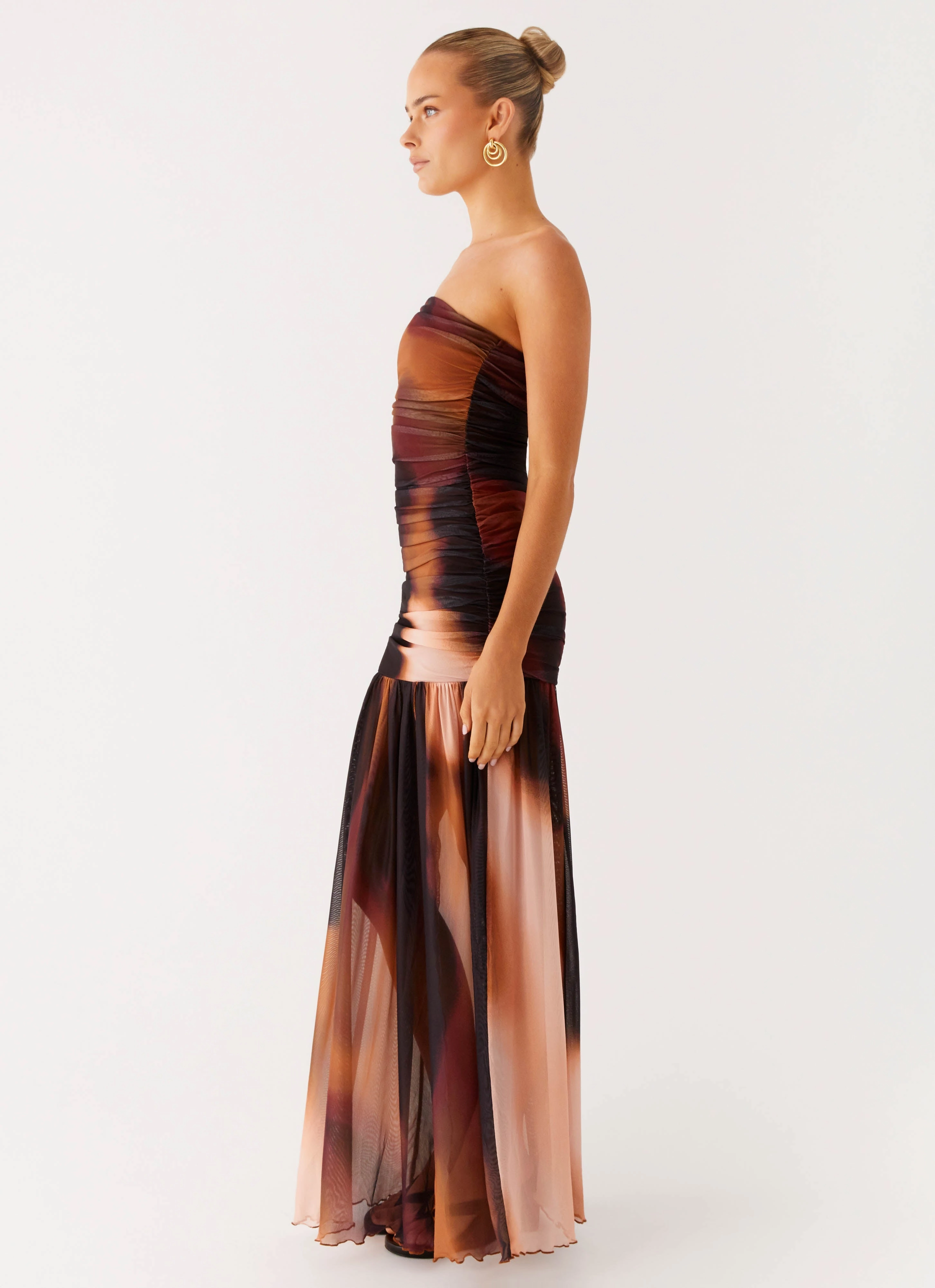 Date Ready Savaya Maxi Dress - Black Gradient