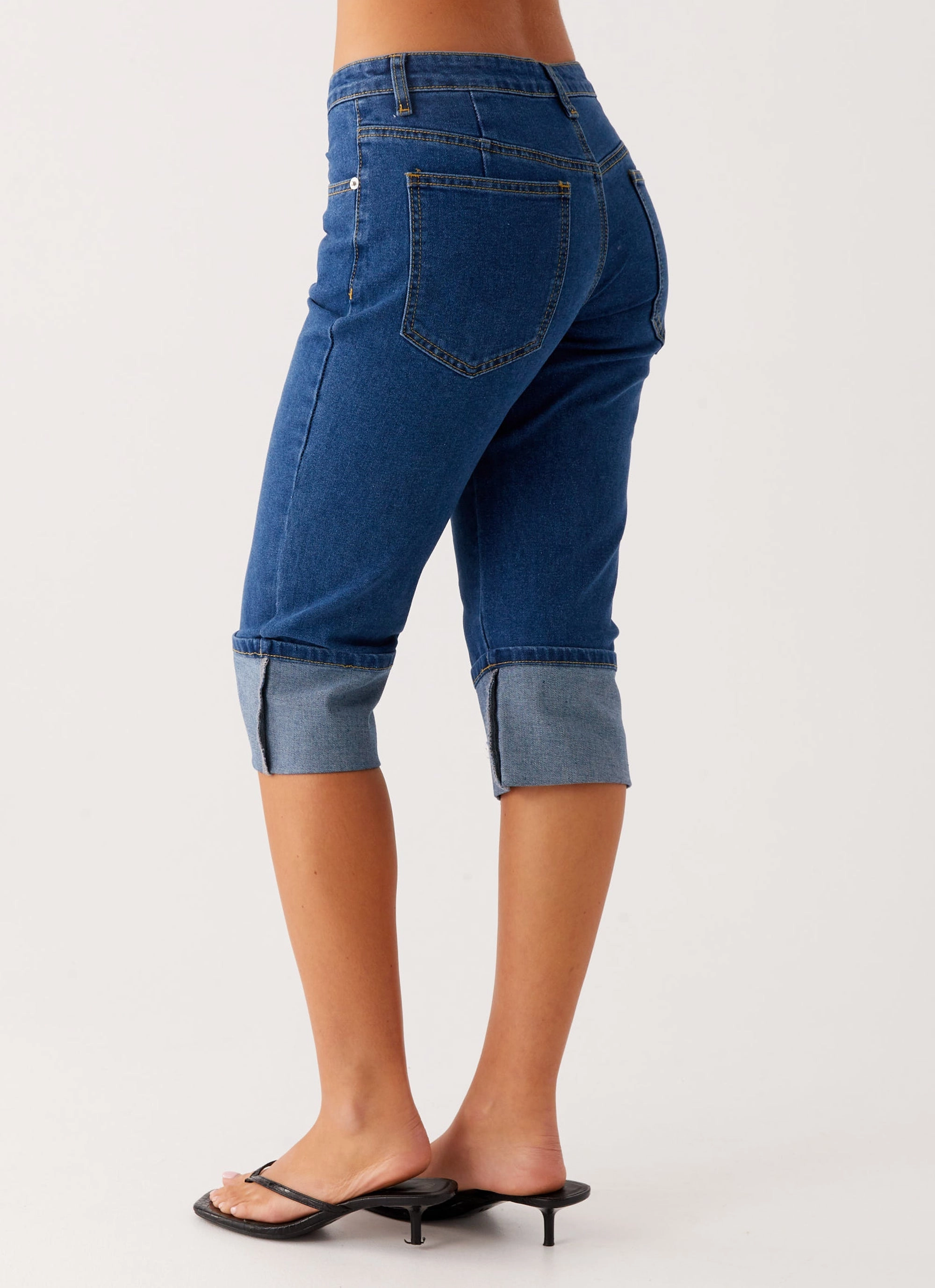 Saylor Denim Capri Jeans - Indigo Light Stretch
