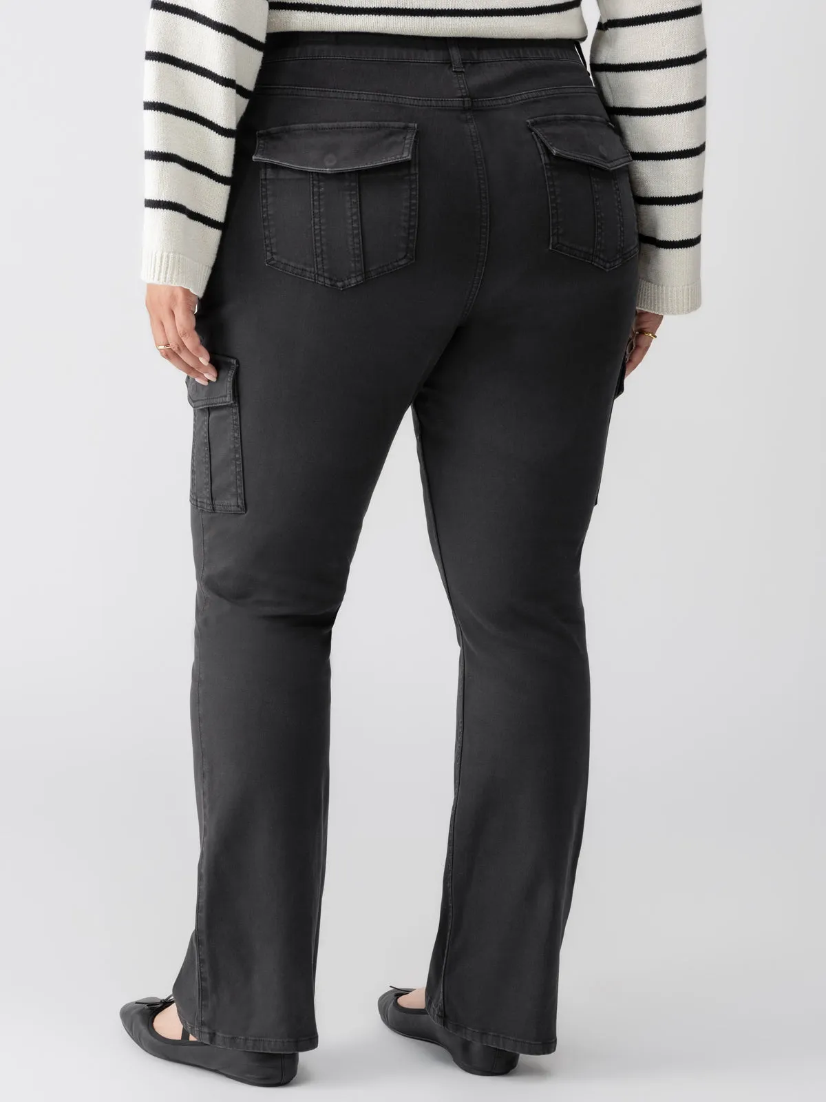 Weekend Style Durable Activewear Sculpted Hayden Bootcut Standard Rise Pant Black Extended Sizing