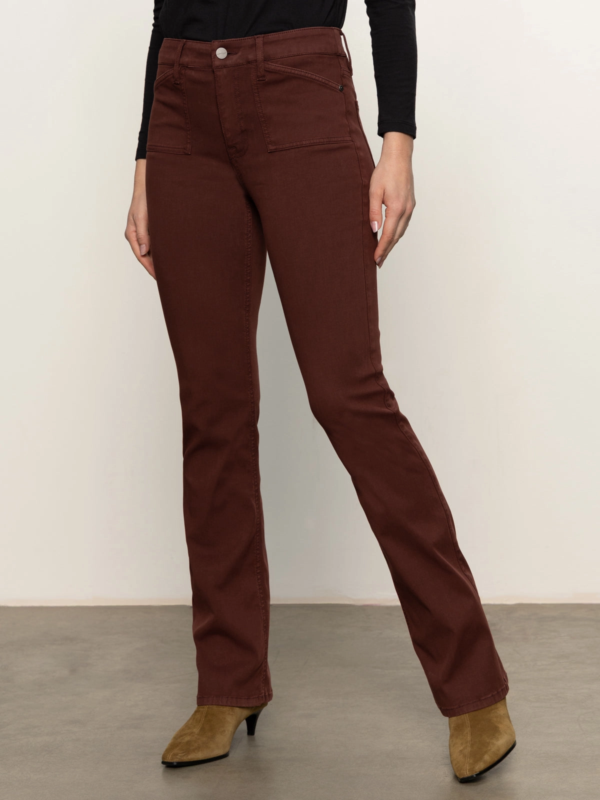 Sculpted Brook Bootcut Pant Chicory HighCollar Design