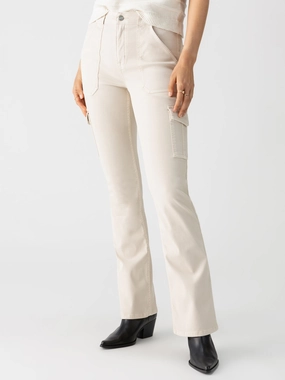 ZipClosure All Season Wear Fabric Sculpted Hayden Bootcut Standard Rise Pant Toasted Almond
