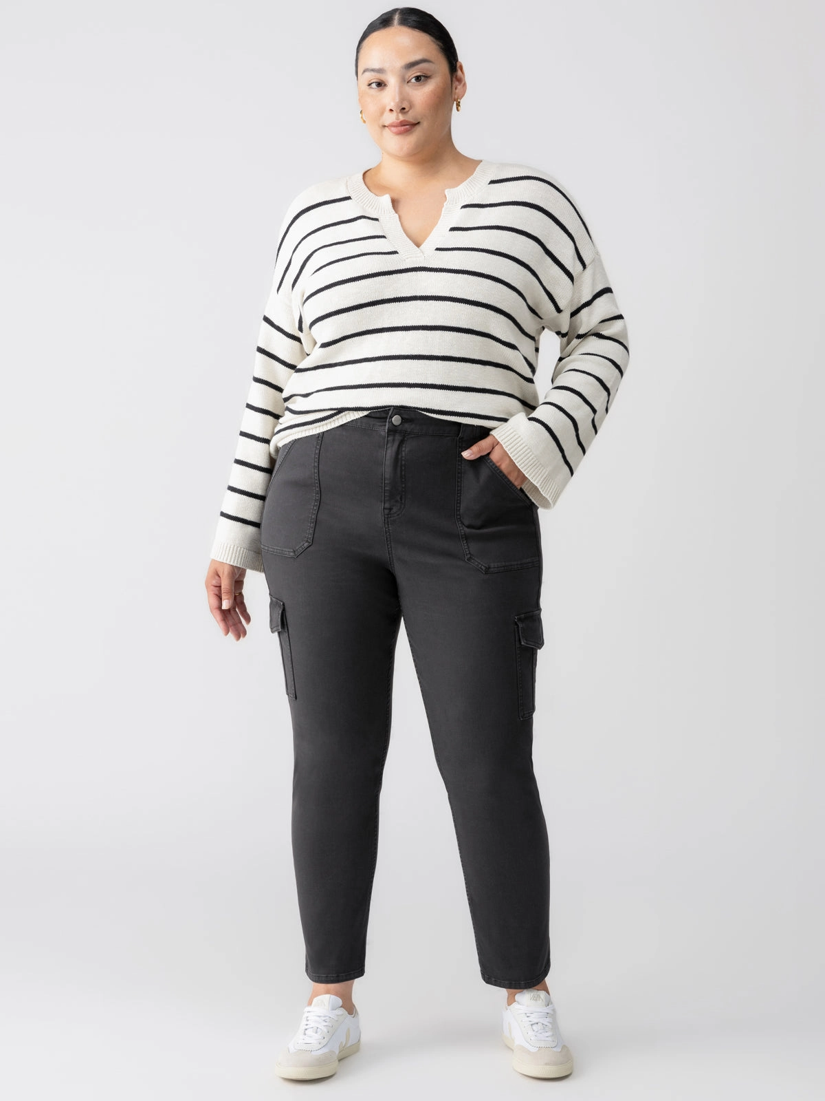 MoistureWicking Material Sculpted Hayden Cargo Standard Rise Pant Black Extended Sizing