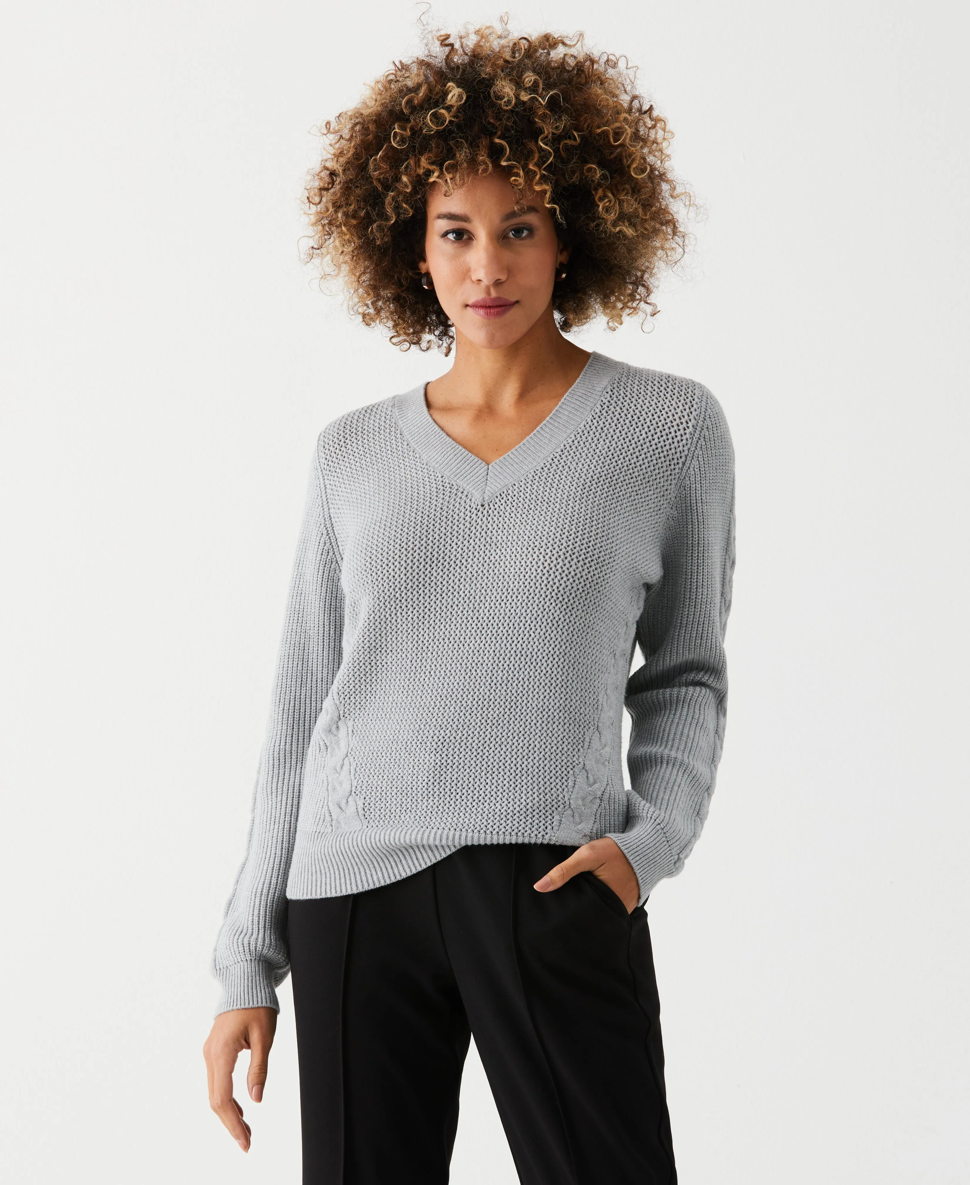 Soft touch layer Cable Knit V-Neck Sweater