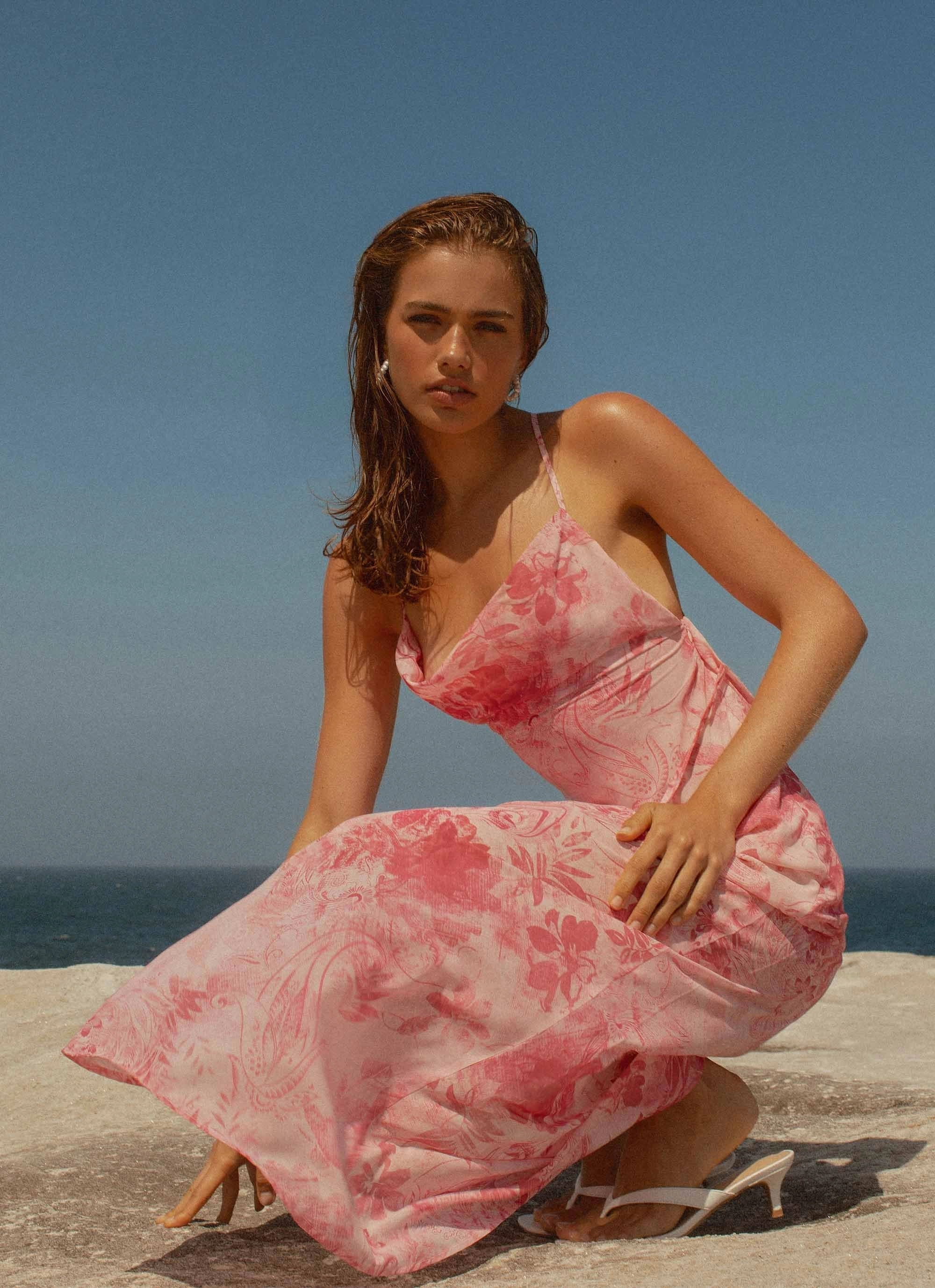 Tara Maxi Dress - Pink Print Relaxed Comfort Look