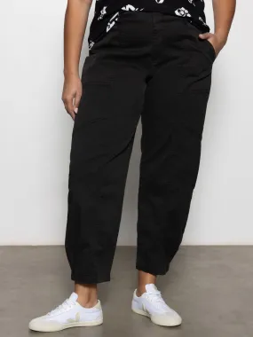 NonBindingWaistline Low Bulk Material Sahara Tapered Standard Rise Pant Black Extended Sizing