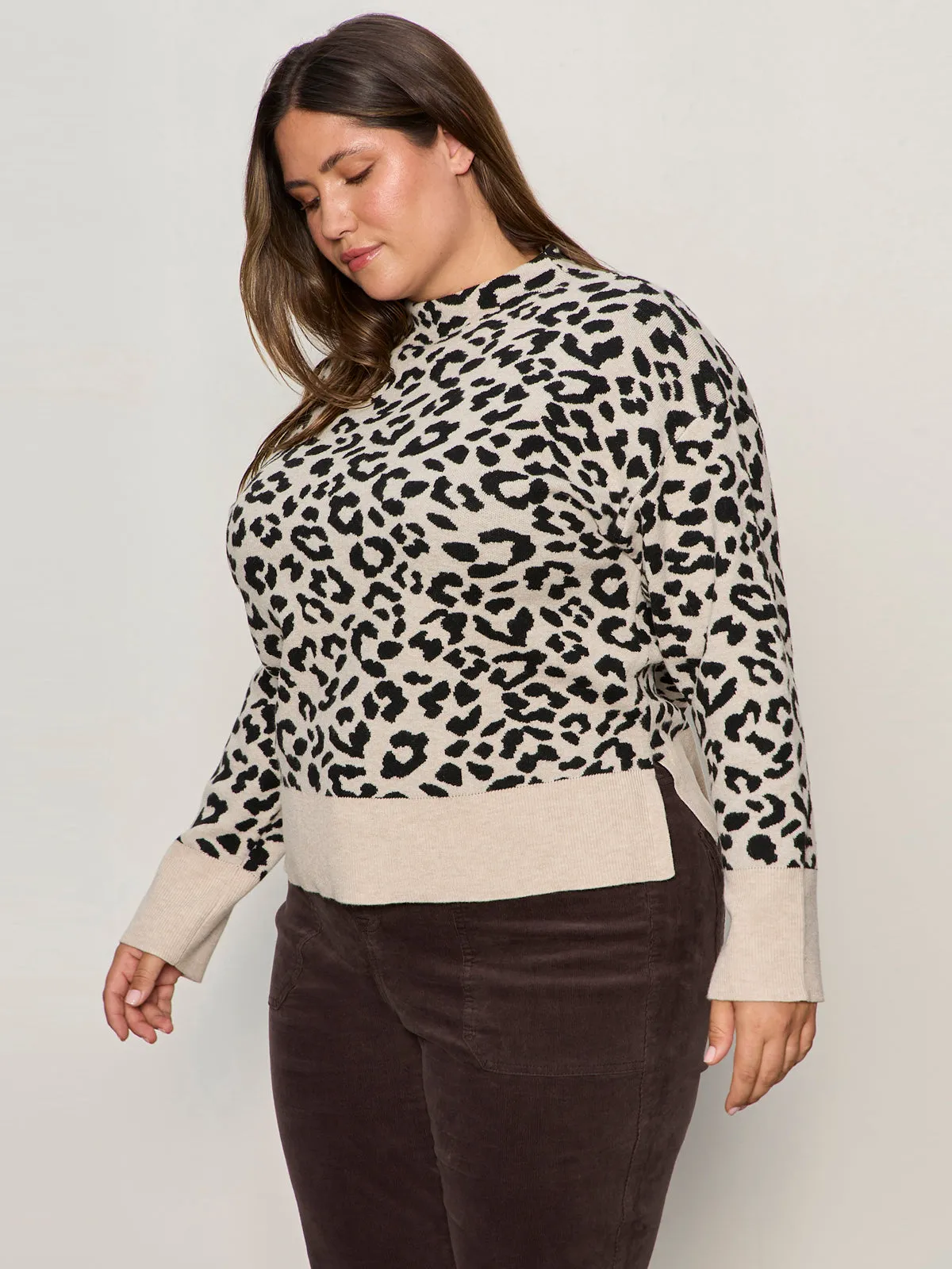 Adjustable Cuff Versatile Base Layer Soft Touch Popover Spots Extended Sizing