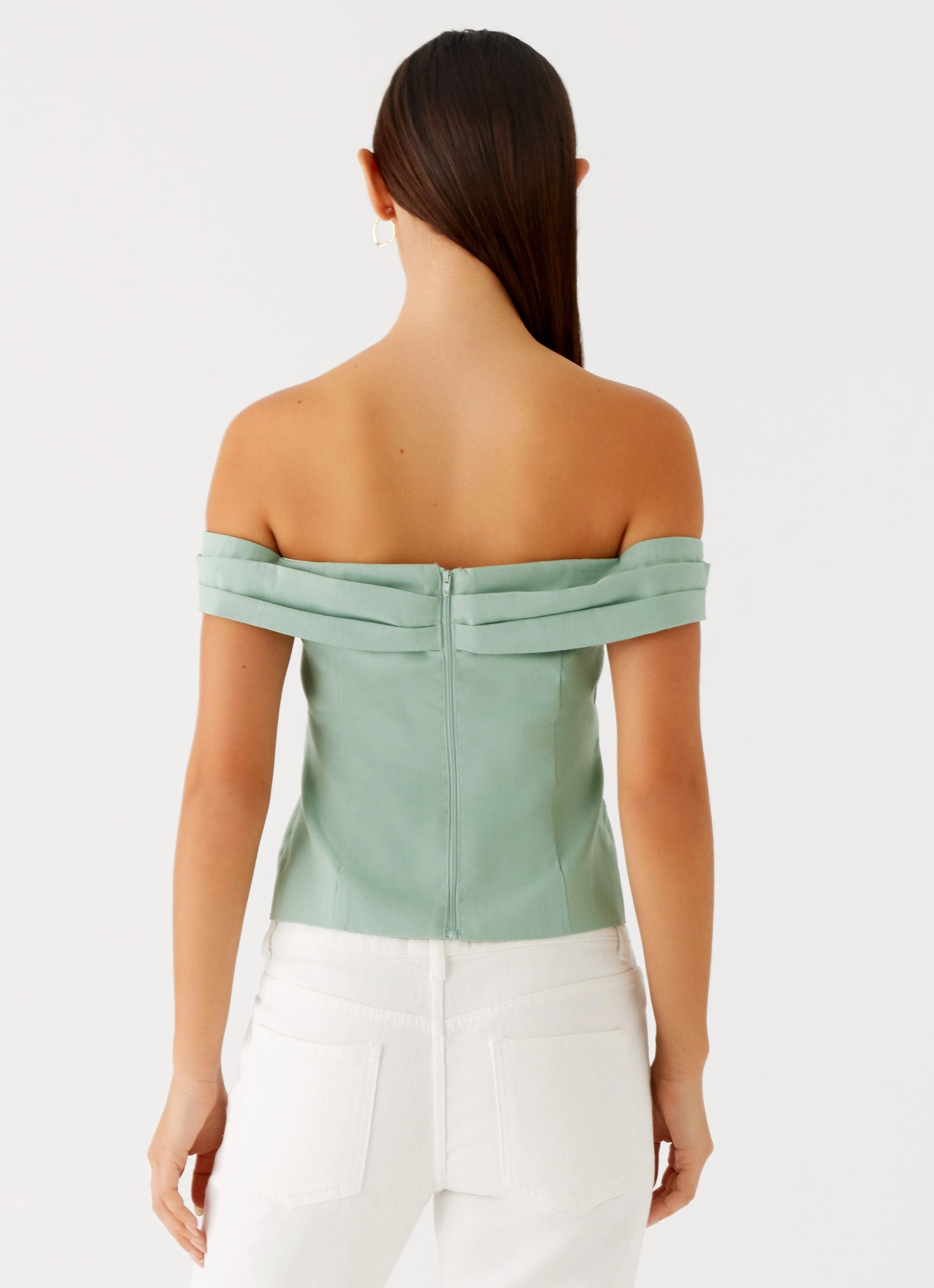 SoftTouchBrushedInterior Jairo Linen Top - Sage