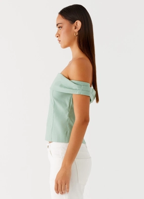 Jairo Linen Top - Sage MinimalistSilhouette Temperature control