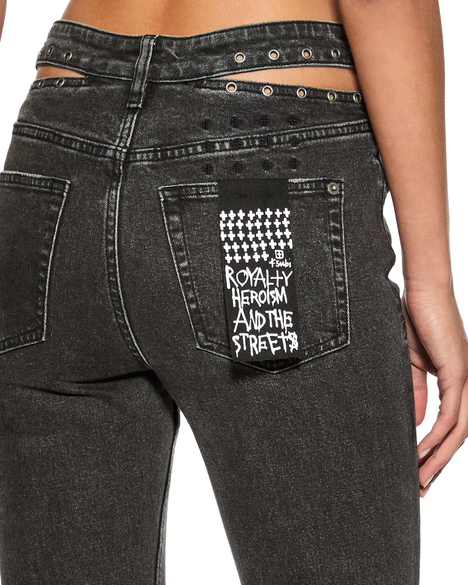 SOHO PIERCED SHADOW Chill Outfit Traveler Gear Nature Lover Night Out