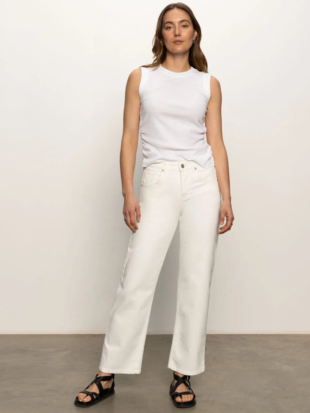 Soleil 90's Straight High Rise Jeans White Breathable Design Effortless Look