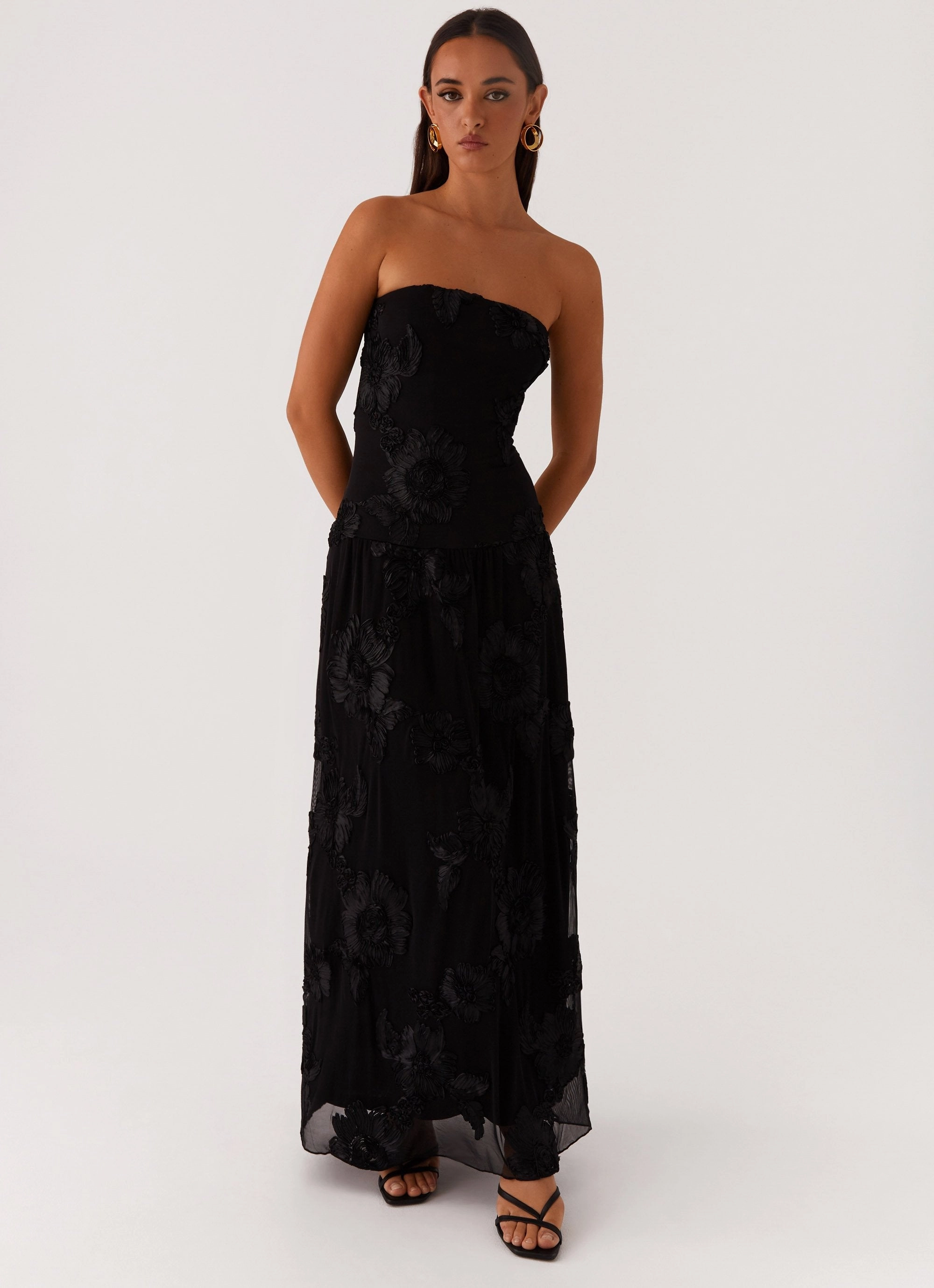 After Light Maxi Dress - Black Travel Style