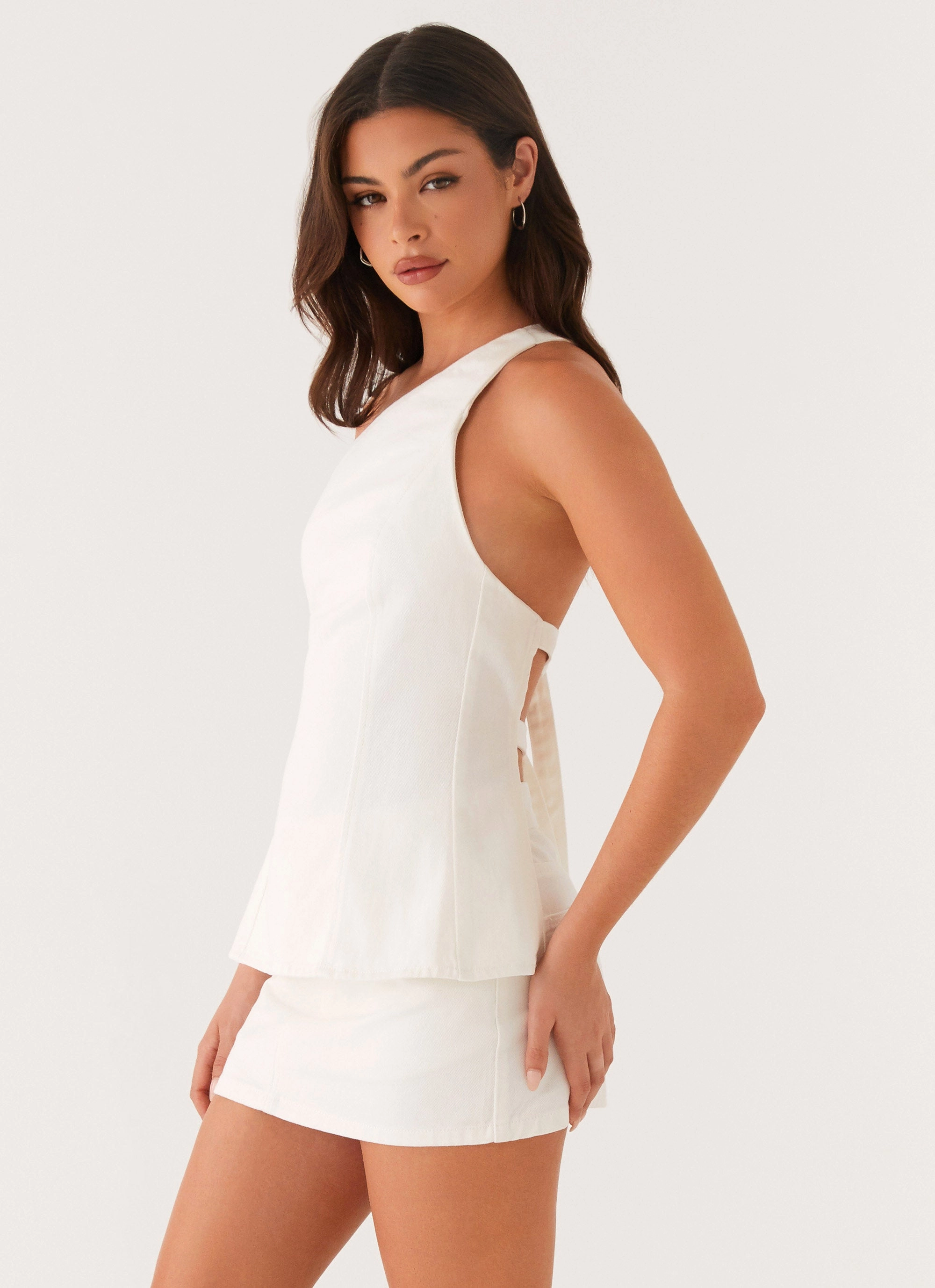 Maysa Low Rise Mini Skirt - Ivory Side Slit