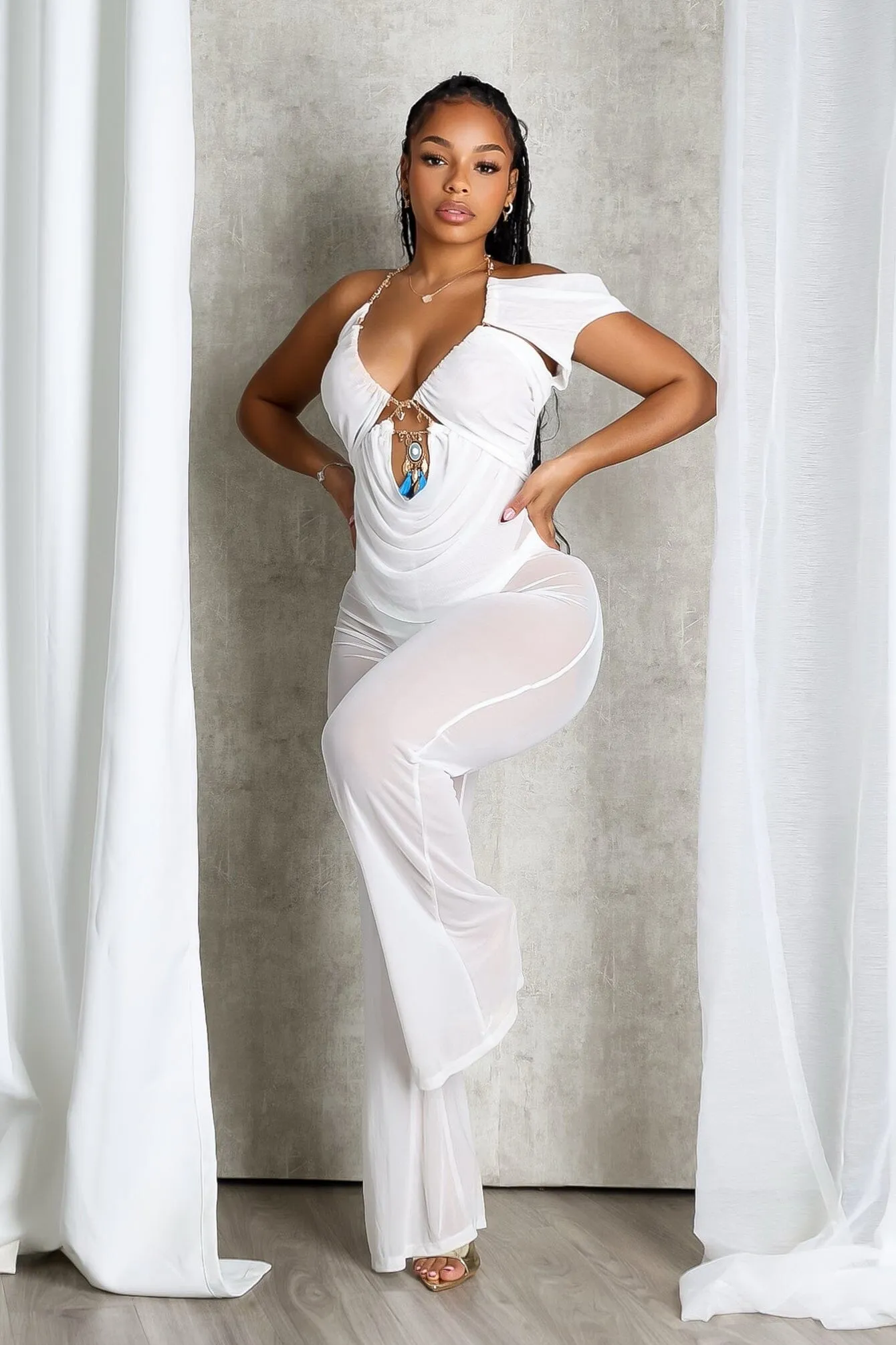 Reinforced Pockets Smart Layer Myllure Mesh Chain Halter Jumpsuit