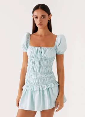 Yolene Mini Dress - Green Gingham Button-Cuff Stylish Look