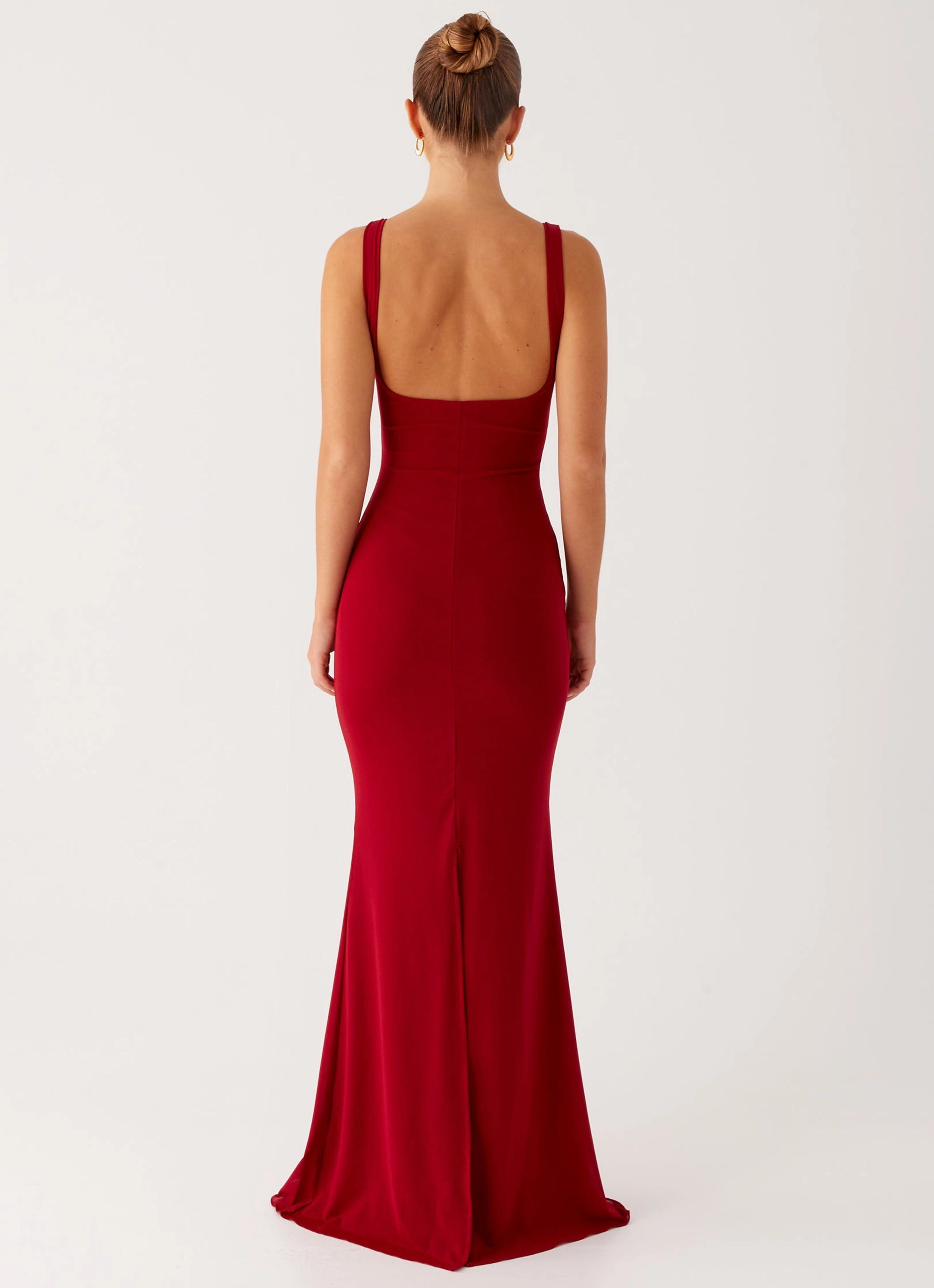 Easy Go Minimal Outfit Safiya Maxi Dress - Maroon