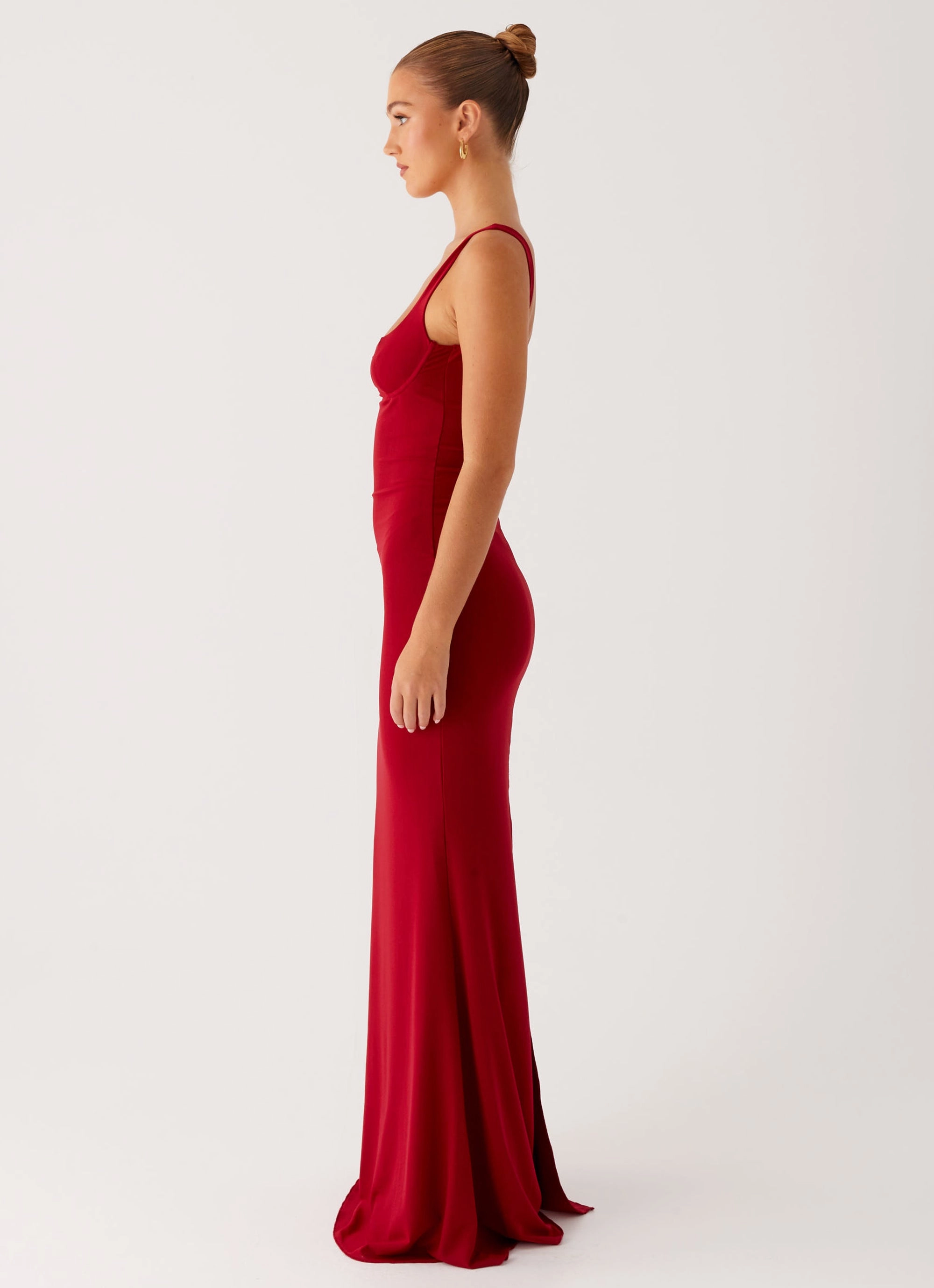 Calm Style Vibrant Hue Safiya Maxi Dress - Maroon