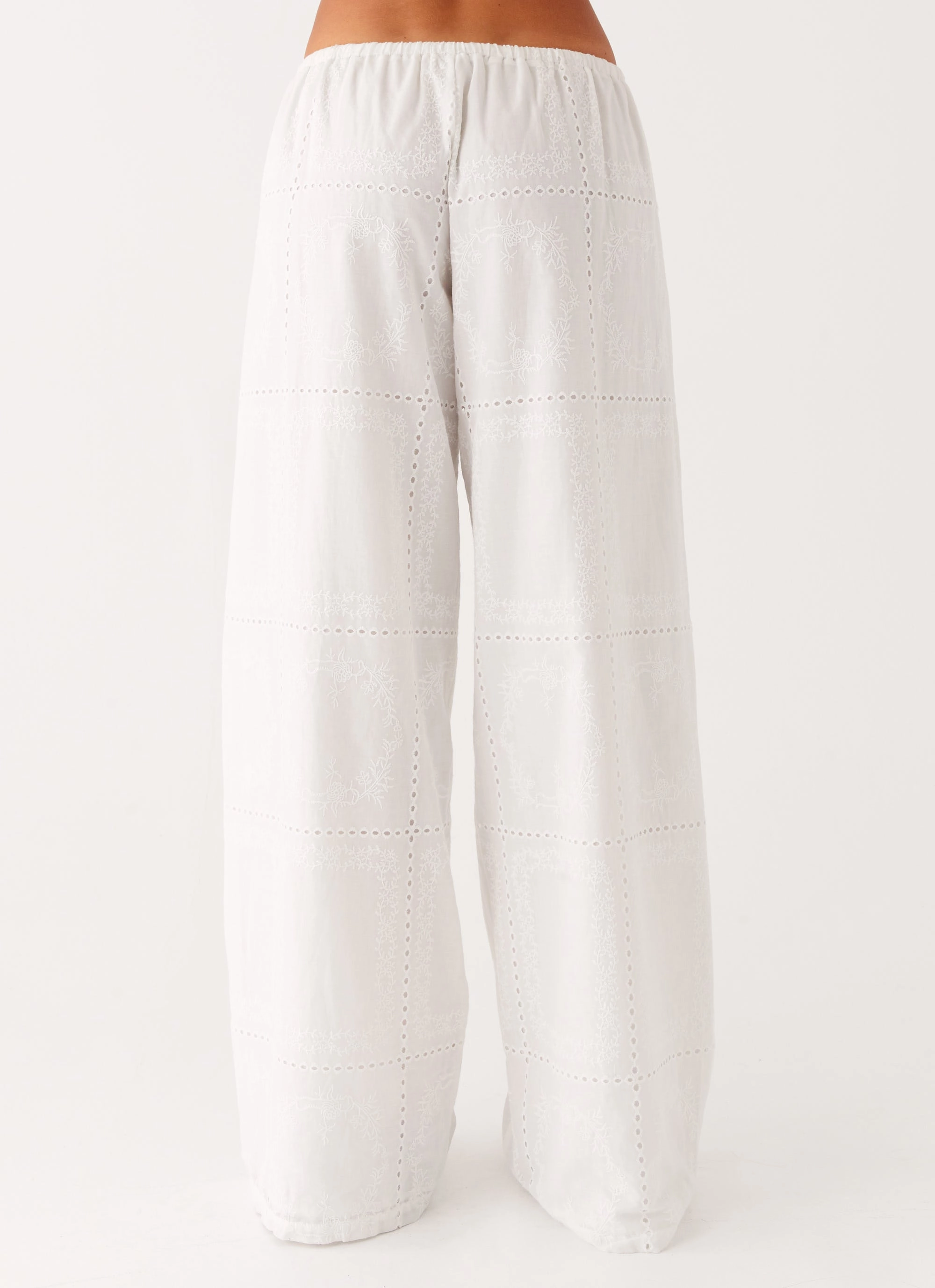 Petite Fit Bille Low Rise Pants - White