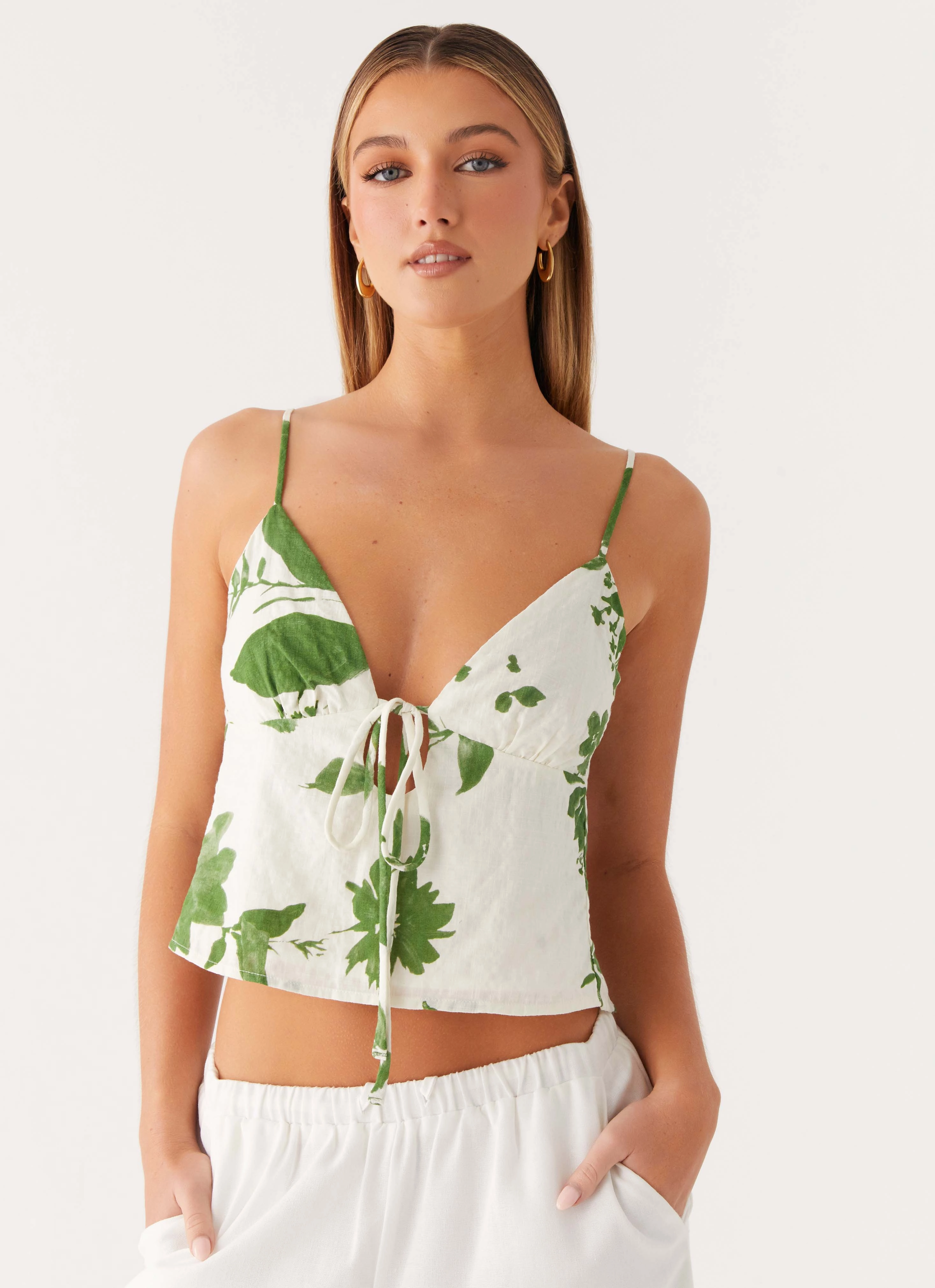 AntiStaticFabric ZipClosure Faela Cami Top - Verdant Bloom
