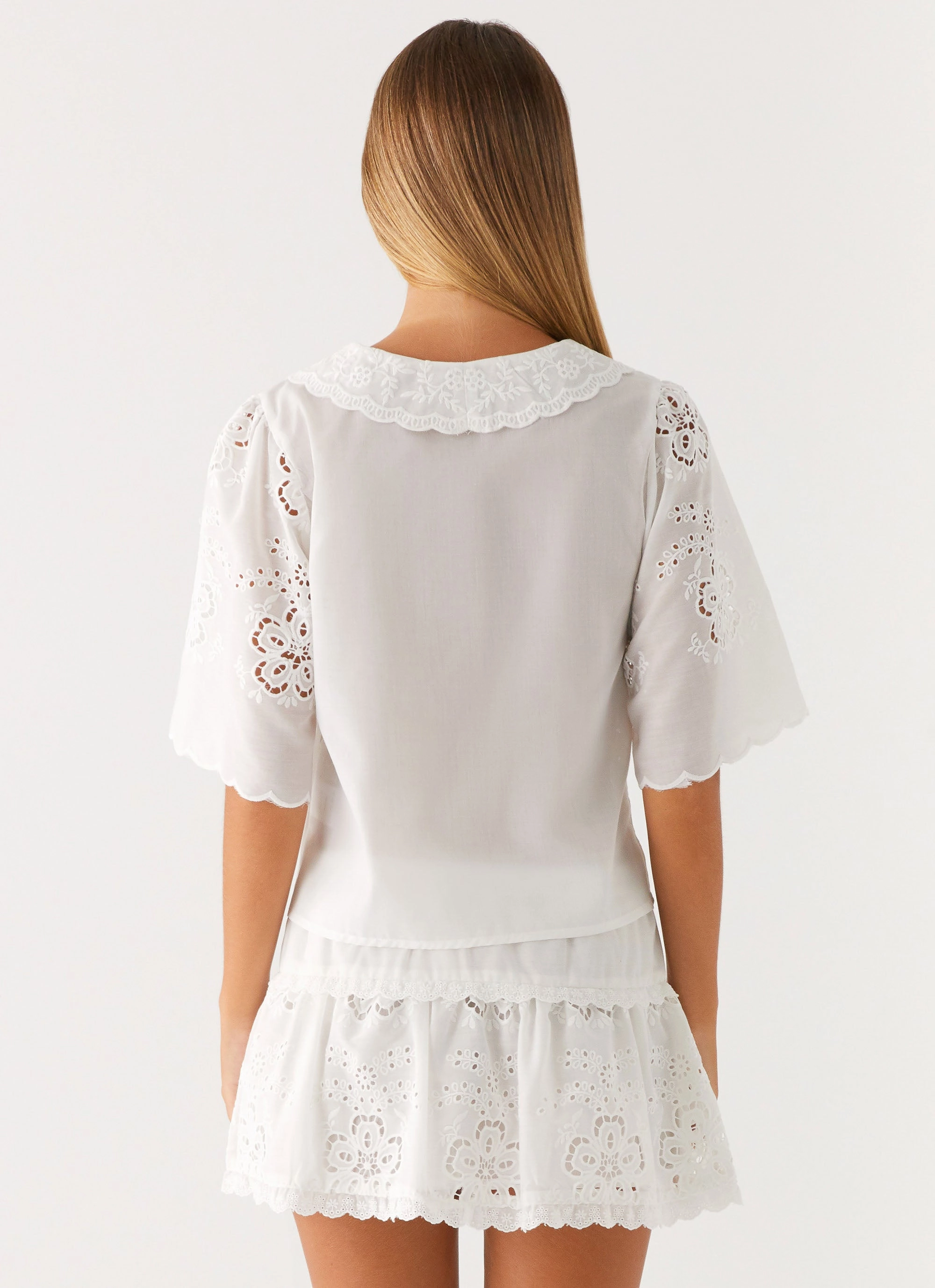 Summer Escape Embroidered Mini Skirt - White Fresh Energy