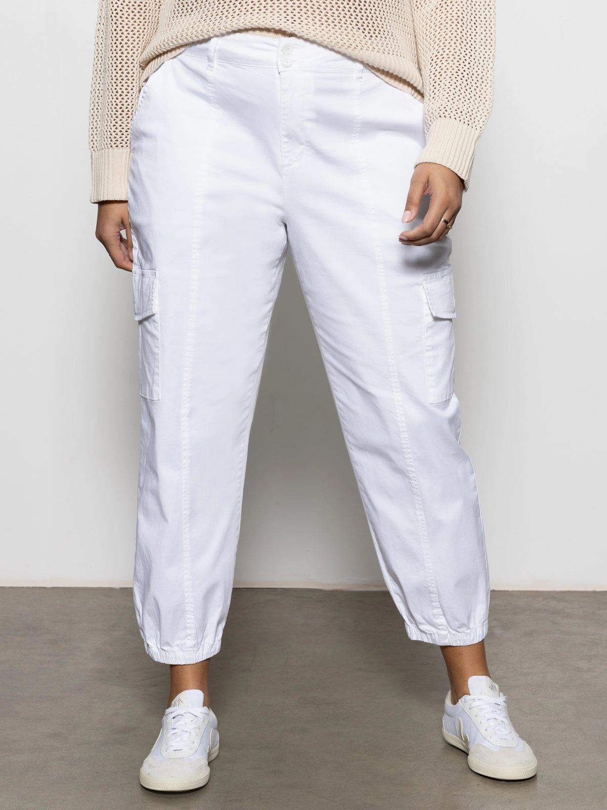 Asymmetrical hem Rebel Standard Rise Pant Brilliant White Extended Sizing