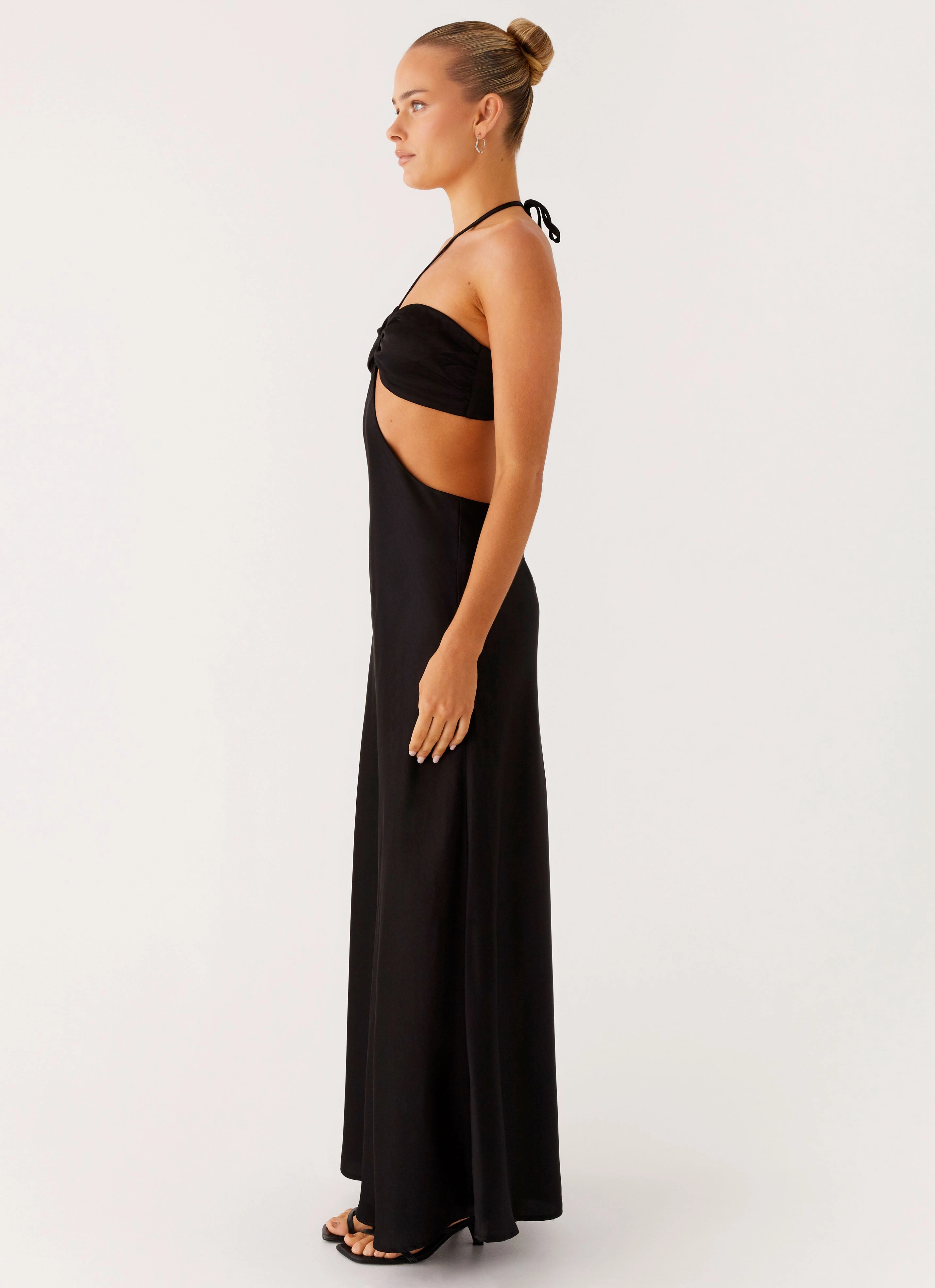 Clean Stitch Sweetheart Cut Out Maxi Dress - Black