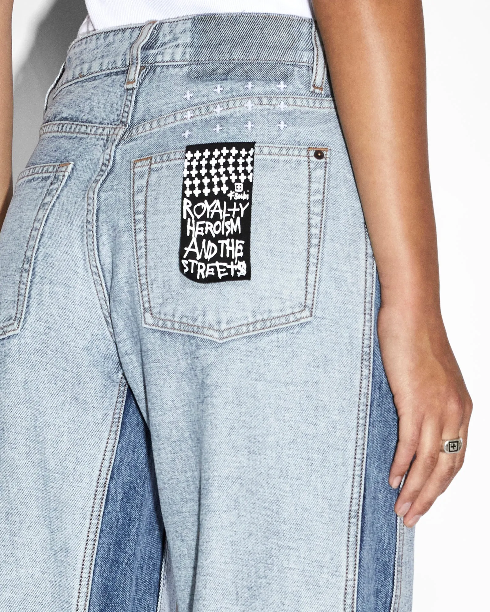 Balanced Piece City Life Style SWINGER JEAN RECREATE